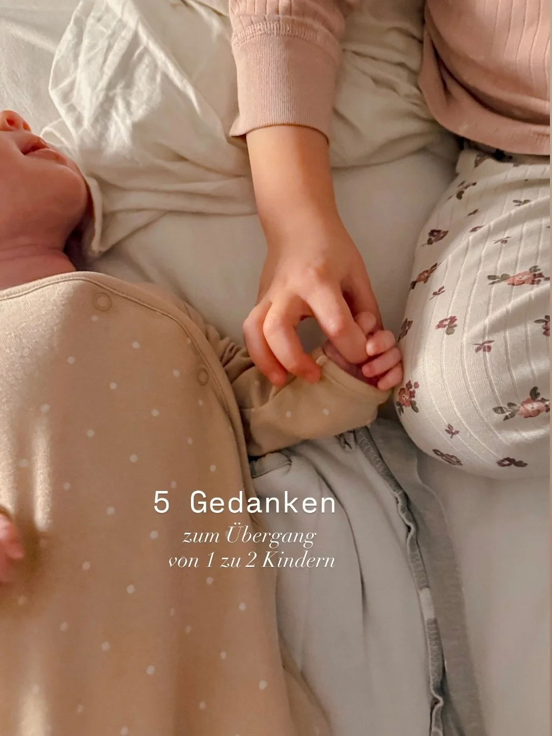 Ich habe euch 5 Gedanken zum &Uuml;bergang von 1 auf 2 Kinder in den Slides zusammengefasst, die mich aktuell besch&auml;ftigen ❤️

Von 0 auf 1 hat mich zur Mama gemacht.
Von 1 auf 2 hat mich aber wieder komplett ver&auml;ndert.
Beim ersten Kind war 