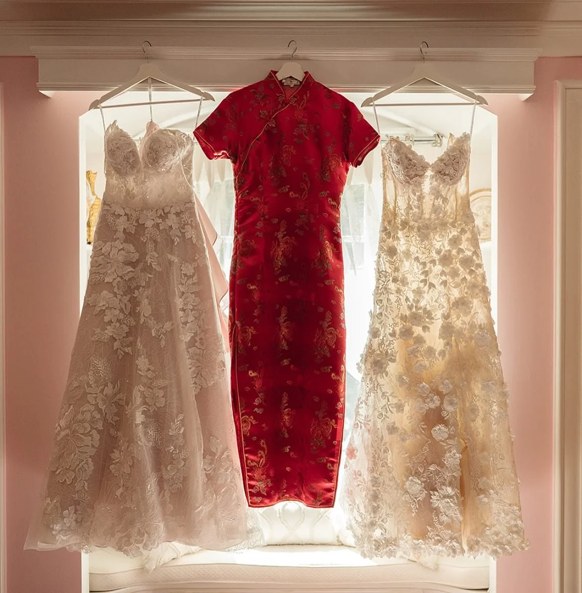 Wedding traditions are beautiful&mdash;but the most meaningful ones are the ones that feel like you. 

Whether it&rsquo;s a first look, a choreographed  dance, a traditional cake cutting; the magic is in making it yours. 💍✨ 

Our advice here at PSE 