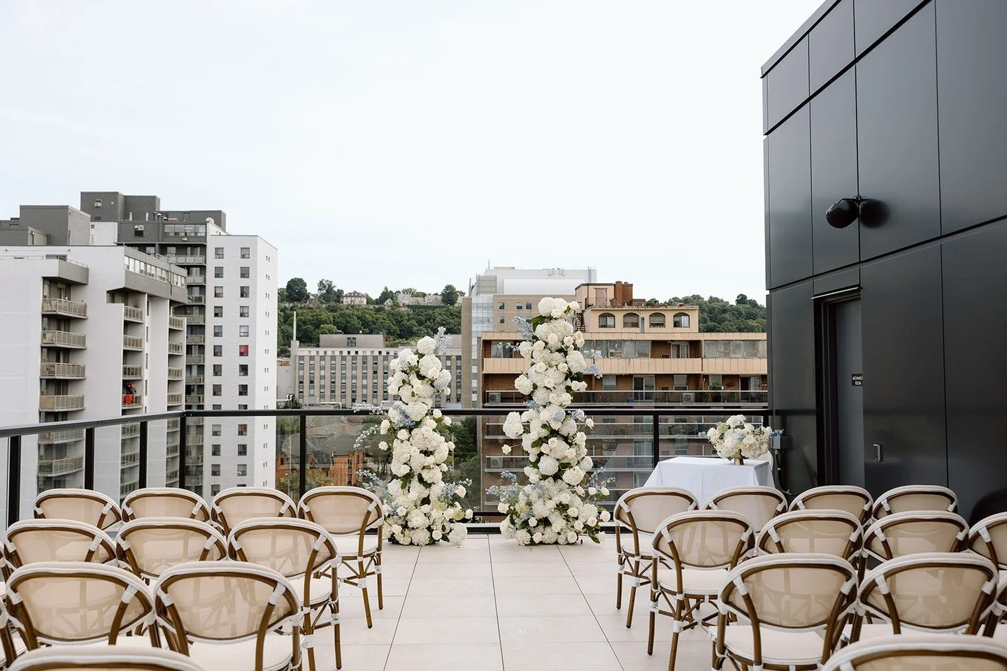 Wedding ceremony arbour tips from your friendly GTA wedding planner ;)

1. Choose the right scale
2. Secure it properly
3. Let the backdrop influence your design
4. Less can be more
5. Repurpose it

If you are recently engaged or deep in wedding plan