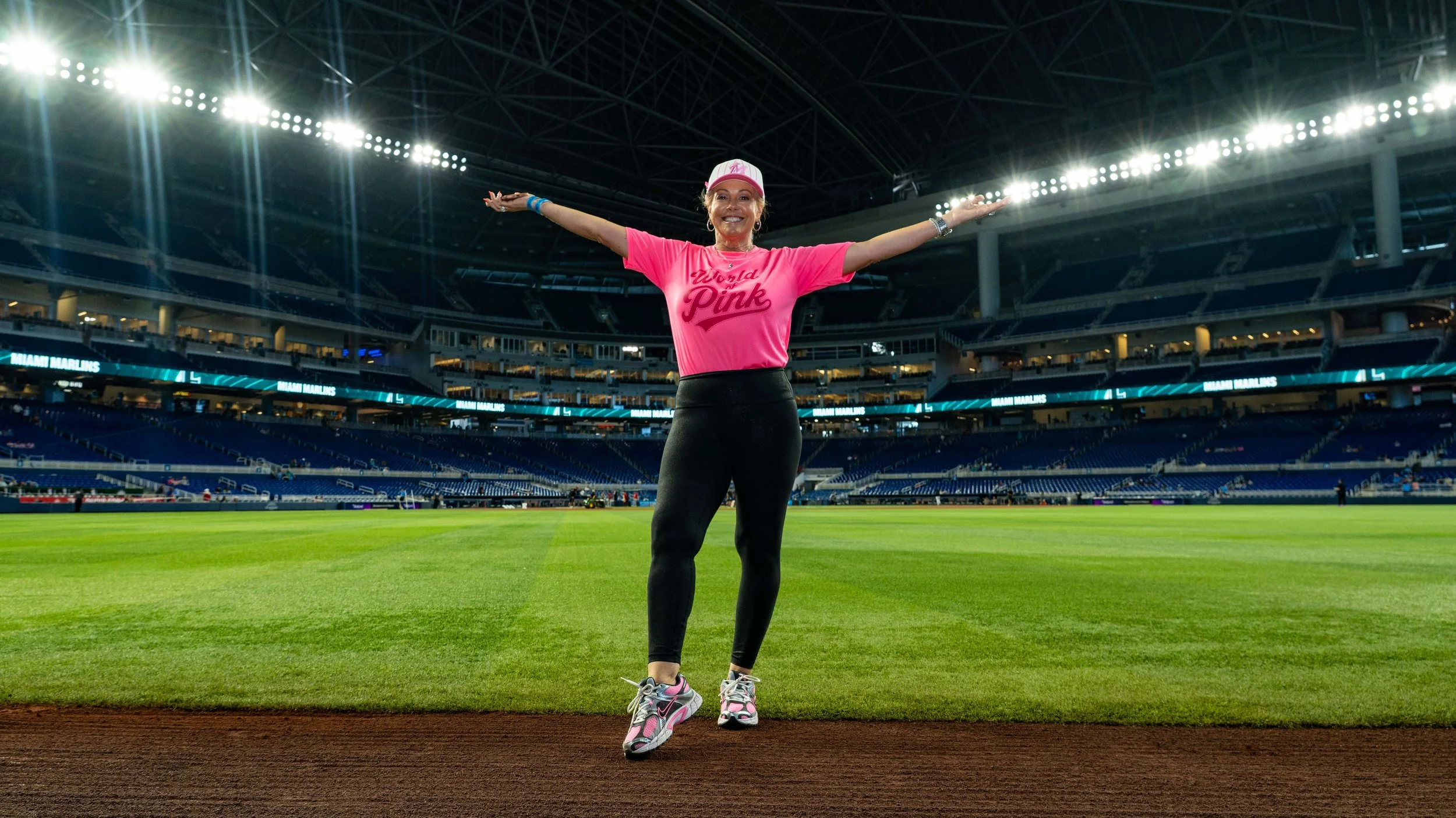 Marlins Mothers Day 1st set-3.jpg