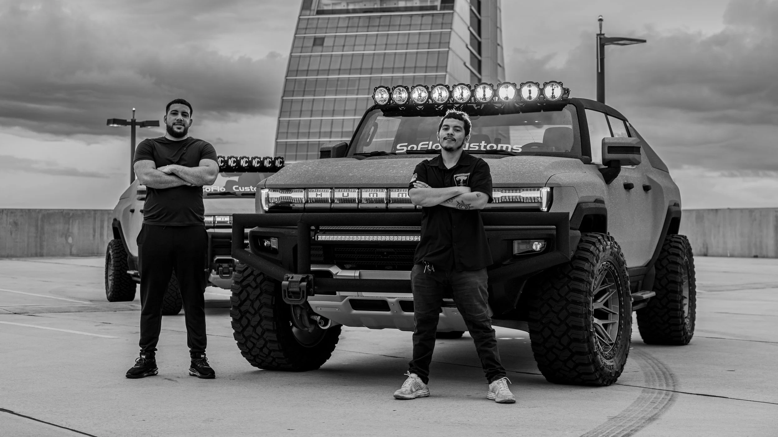 TWIN HUMMERS-06873.jpg