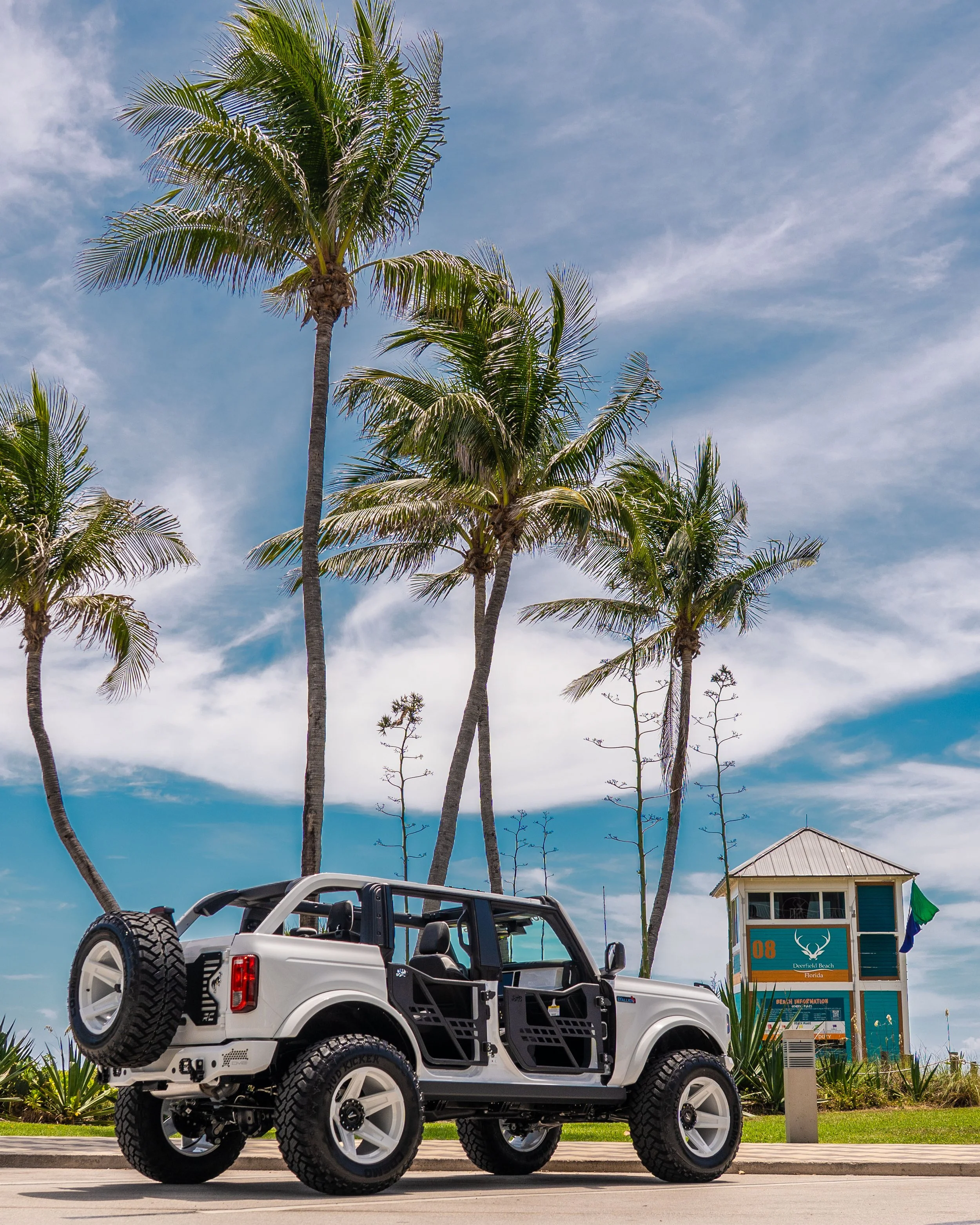 White Bronco @ Deerfield-09592.jpg