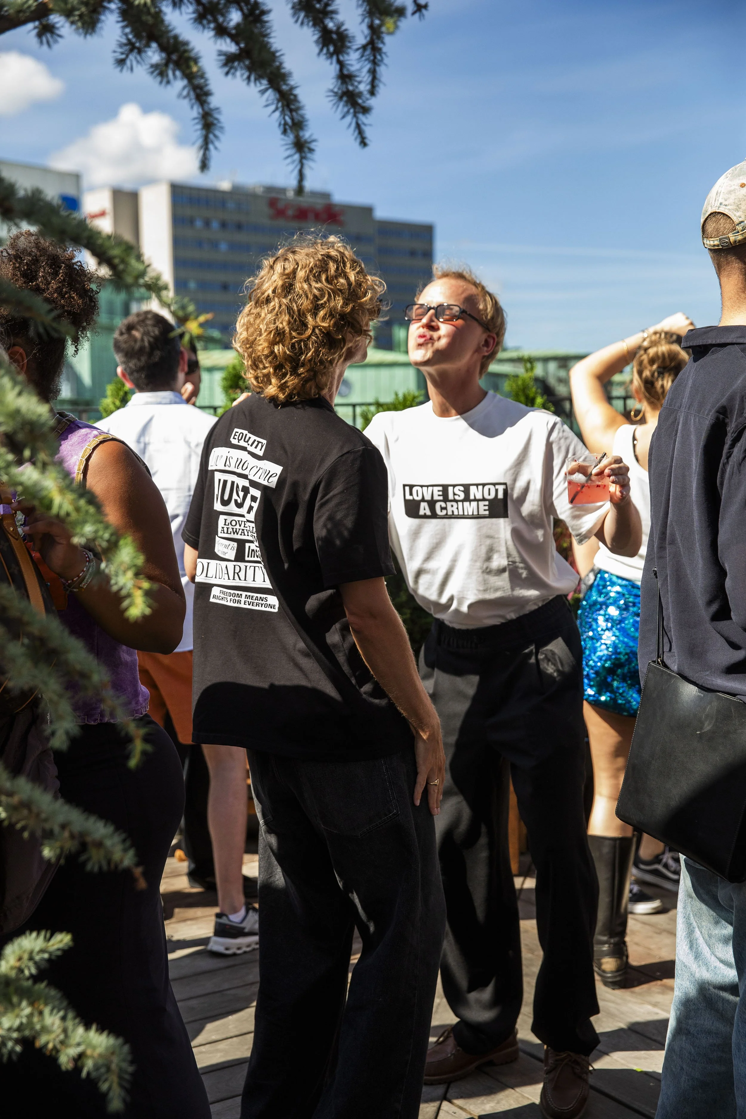 247_LoveisnotacrimeXRotate_PrideParty_aug2025_Helenalundquist_616A6800.jpg