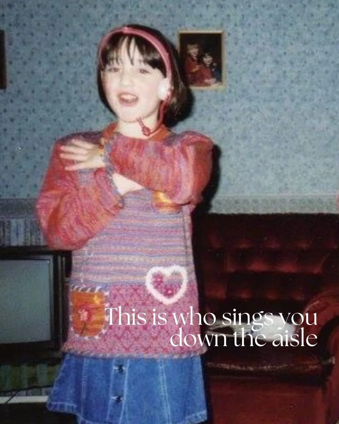 I just had to do this!

Not much has changed really 😍🎙️ Still singing Spice Girls songs but with a proper mic and not a headset lollipop 🍭 And now I sing at weddings 💒 

Lisamoinisinger.co.uk

#thisiswho #nostalgia #weddingsinger #oxfordshirewedd