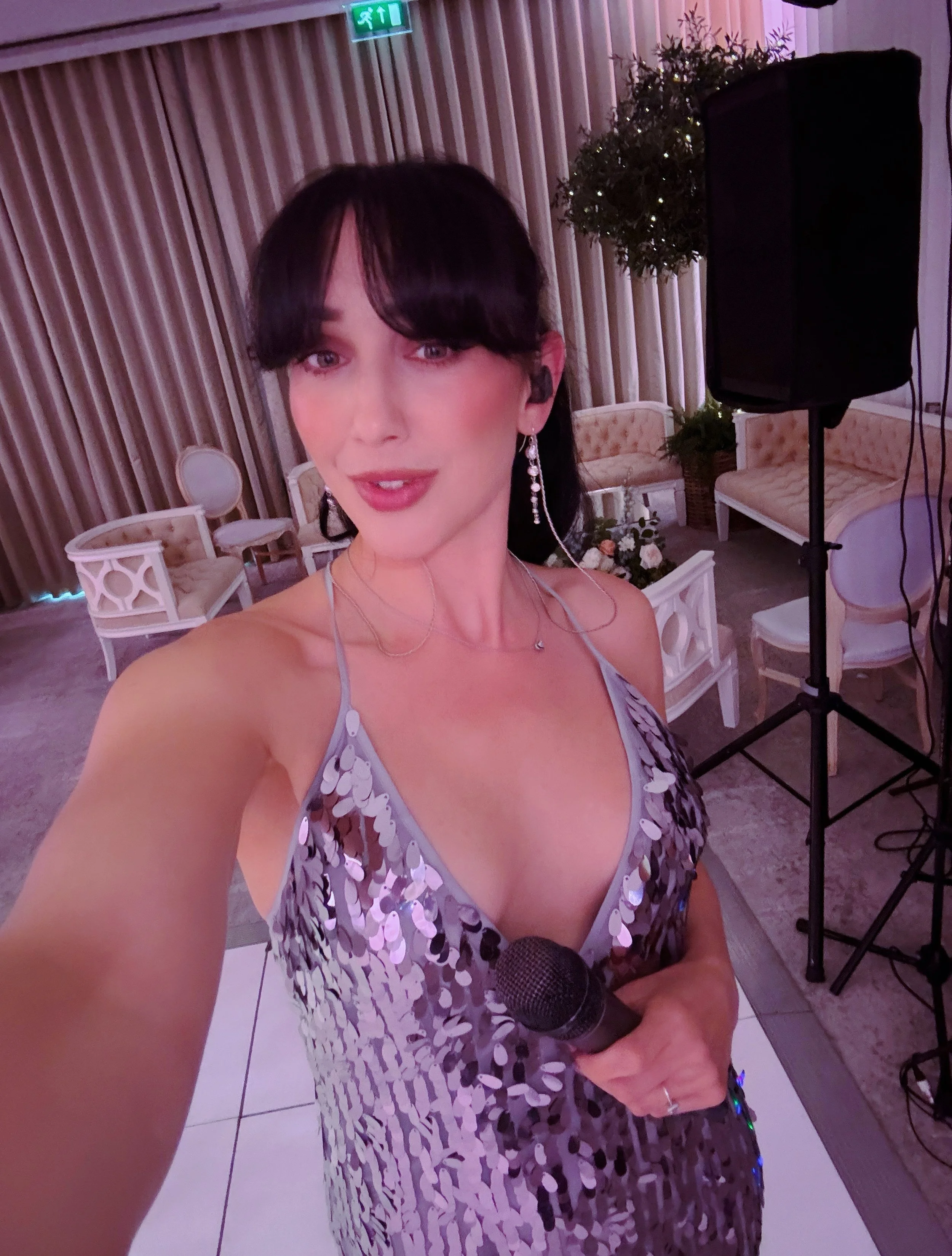 Fun at @coworthpark in Ascot in Saturday with @fortunebandlive 🎷🎸🎙️🎶 

The most stunning venue 🤩

#weddingsinger #coworthpark #weddingentertainment #fortunebandlive #weddinginspo