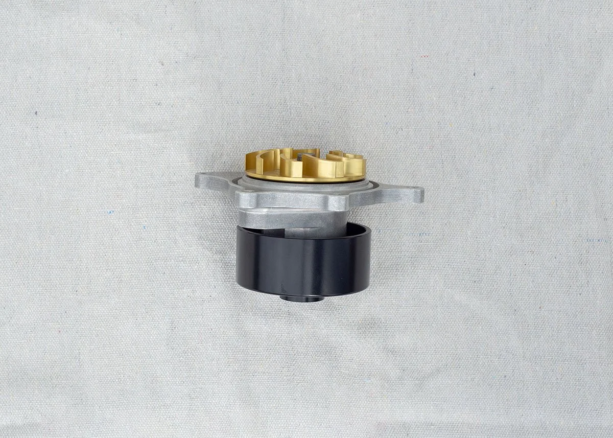 Dodge-Viper-Gen-4-5-water-pump-side.jpg