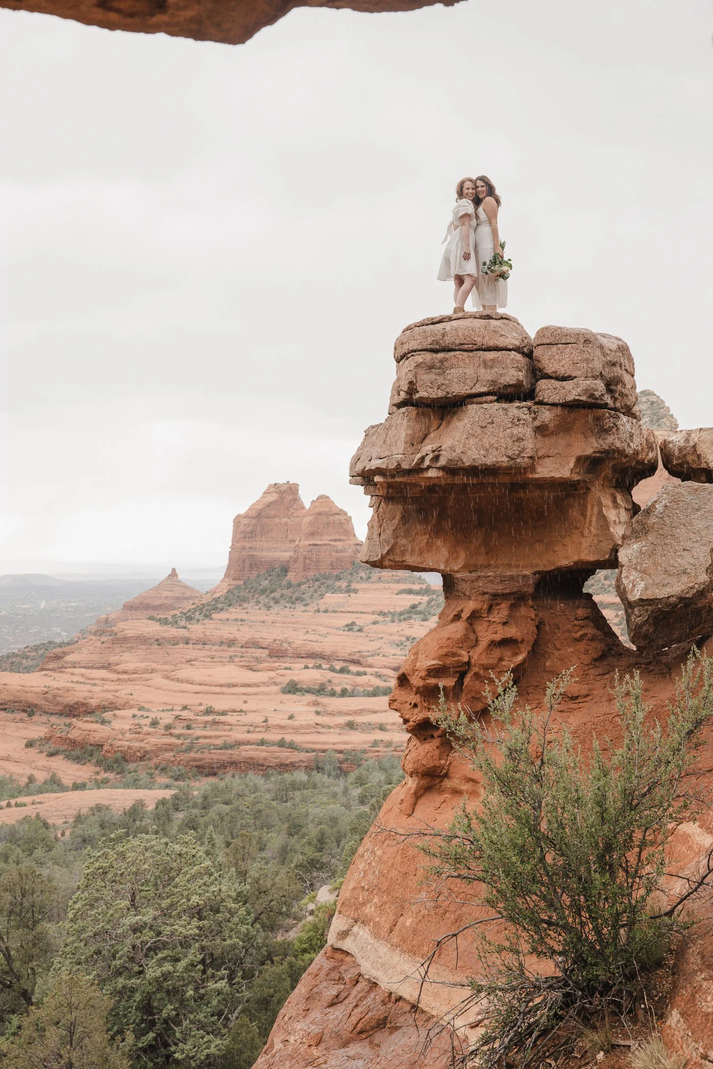 Sedona Merry Go Round Rock Rainy Elopement with idoadventureco-15.jpg