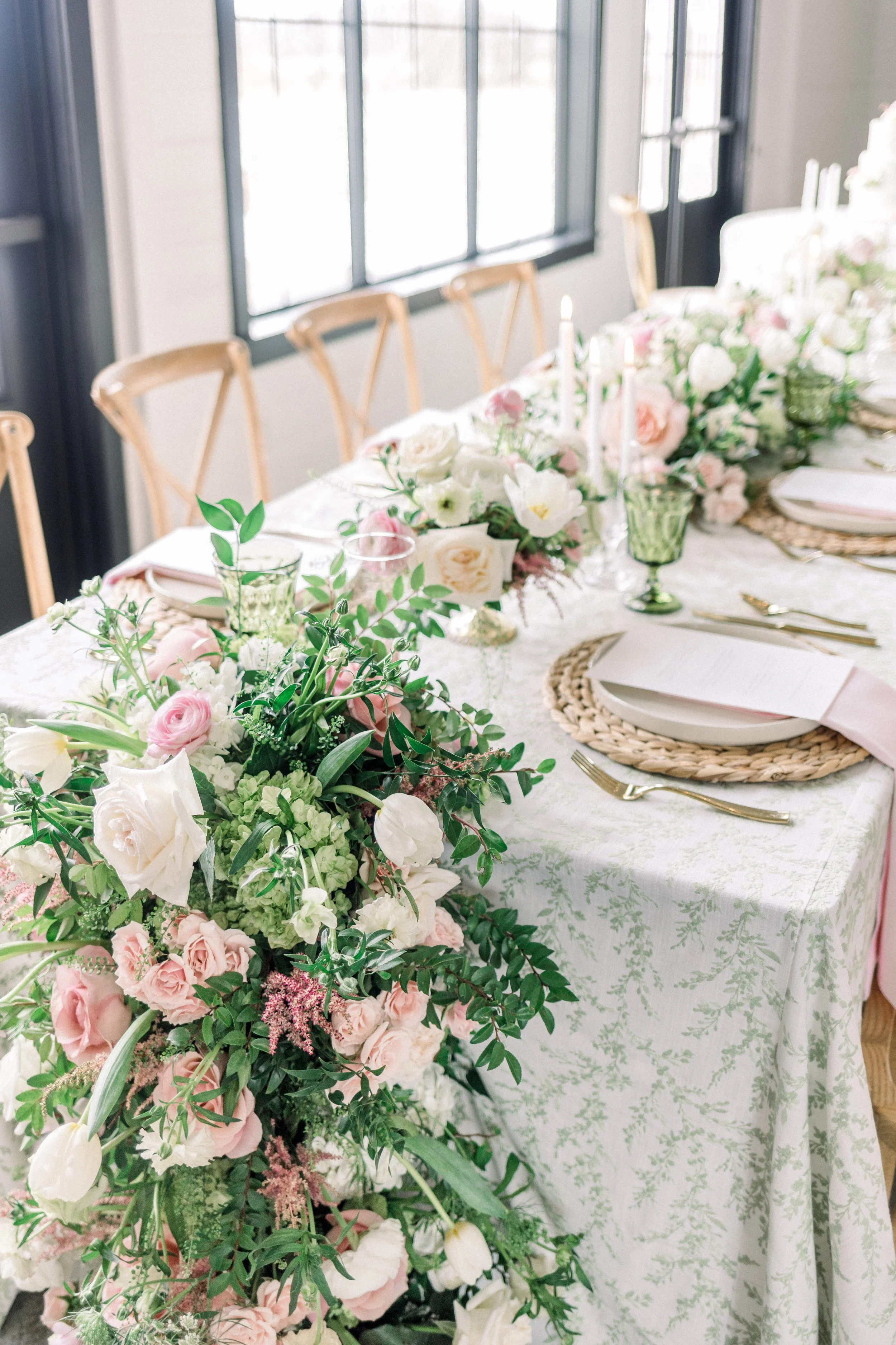 Emily Lollar Photography, Ashton Hill Farm, Spring Wedding Florals