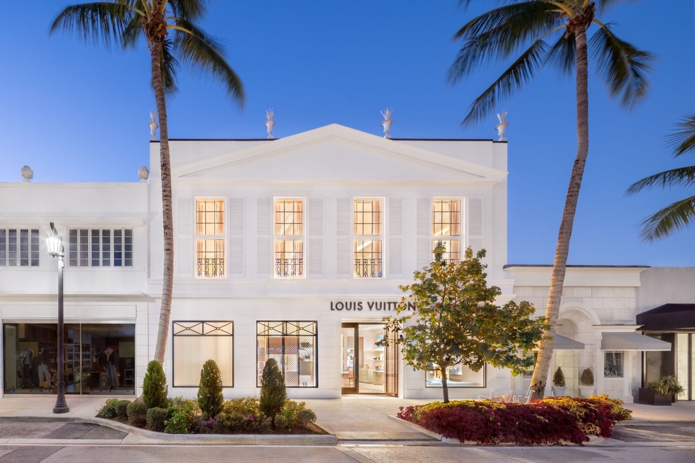 Part of our 2025 look back: three @louisvuitton projects in Florida, including the Palm Beach Worth Avenue store, a space inspired by the color, light and character of its surroundings. Grateful to collaborate on spaces that blend brand, place and cr