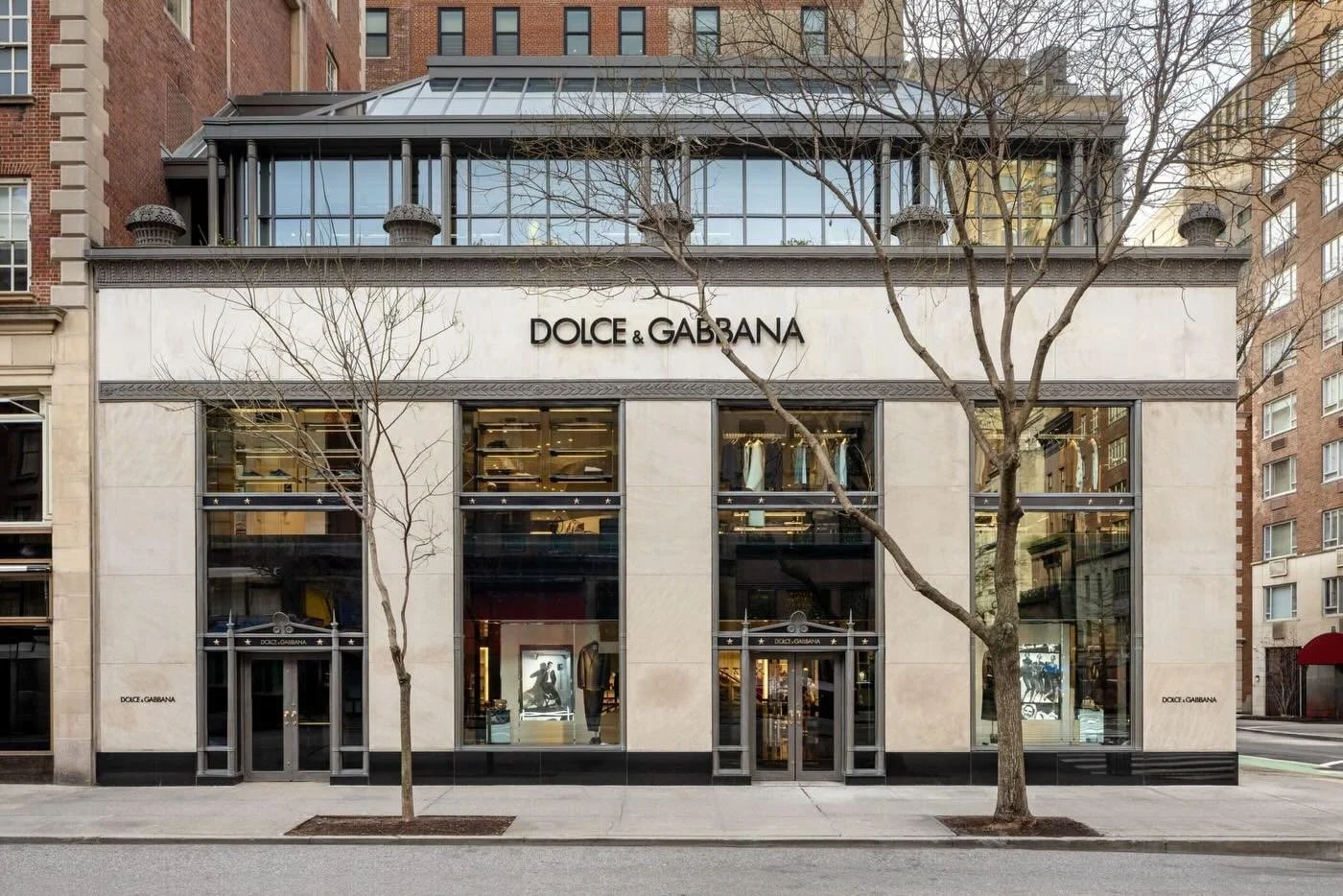 Opened March 2025 ✨
Dolce &amp; Gabbana at 695 Madison Ave, NYC. 

Proud to serve as Architect of Record on this Manhattan boutique designed in collaboration with @ericcarlsonarchitect and built in partnership with @shawmut_builds.

Still turning hea