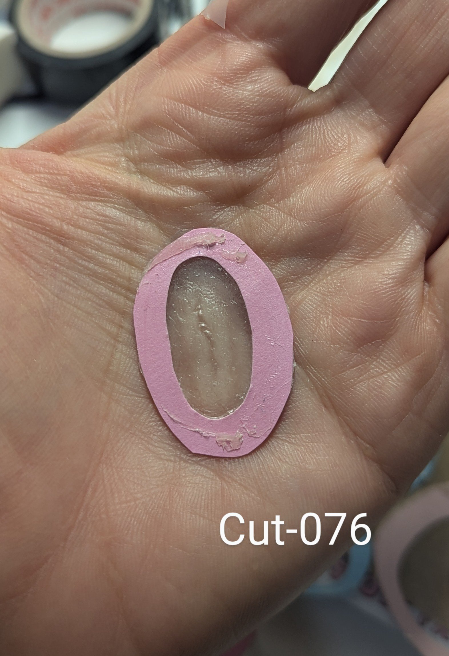 CUT-076