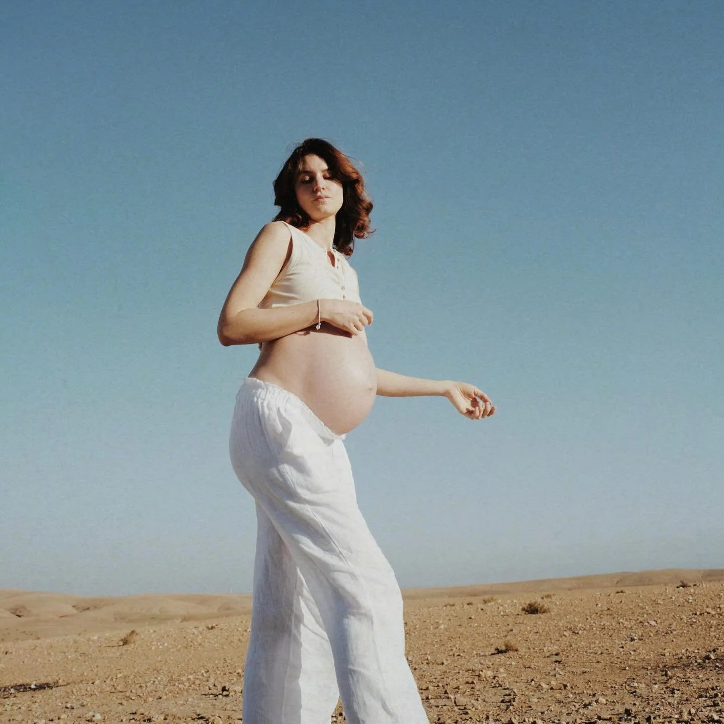 In my new body of work some paintings are inspired by the desert. 
You can discover the whole new body of work in my latest catalogue (link in bio). You can also send me an email to request it.

#desert #inspiration #abstractpainting #womanartist #fr