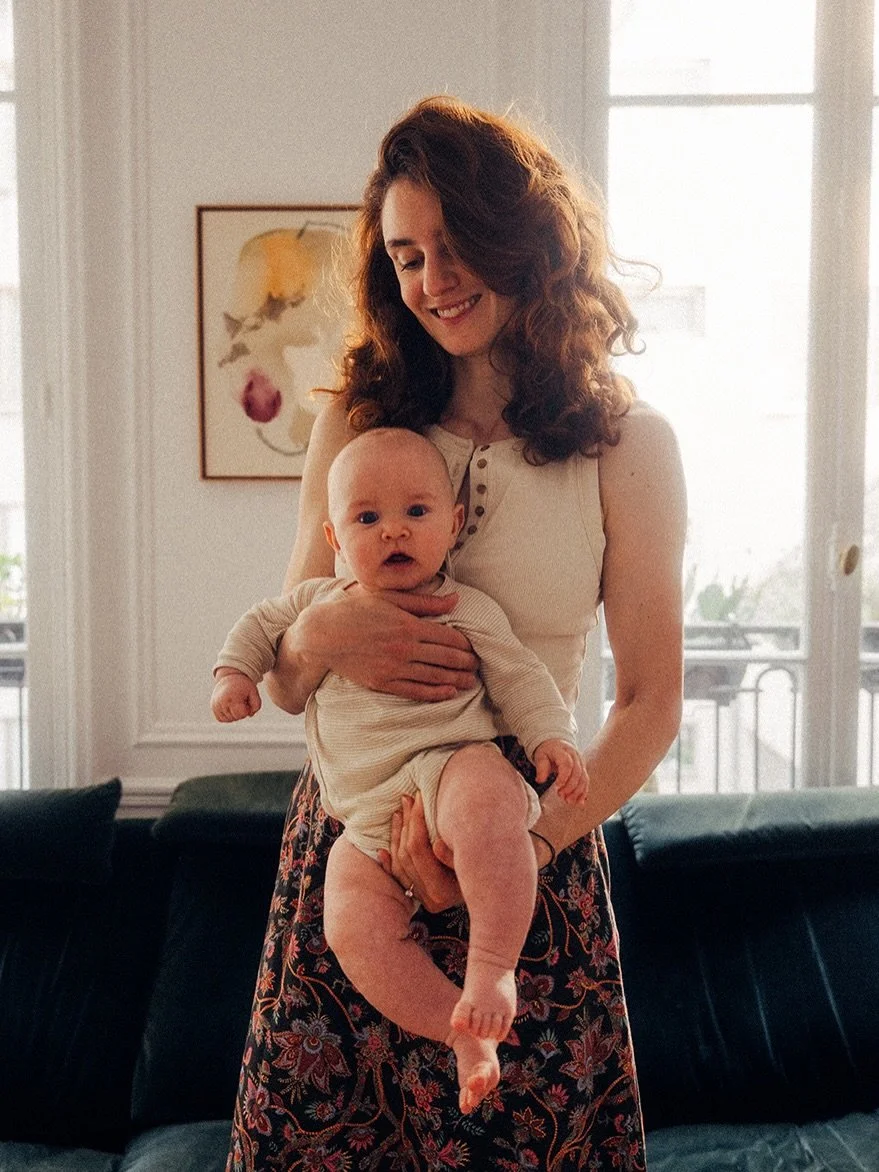 Letting life interrupt the plan. 
Full-time mother in a season of invisible work.

#motherhood #femalepainter #frenchartist 

Photo @chloeduhoo