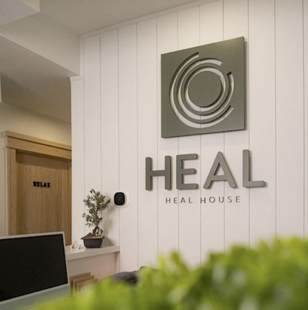 Heal House in King City, ON is a holistic wellness and longevity centre that blends advanced science, naturopathic care, and personalized treatments to help heal from the inside out.