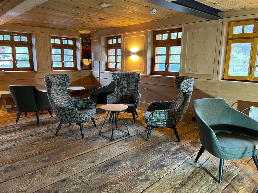 Bruderhof lounge.jpeg