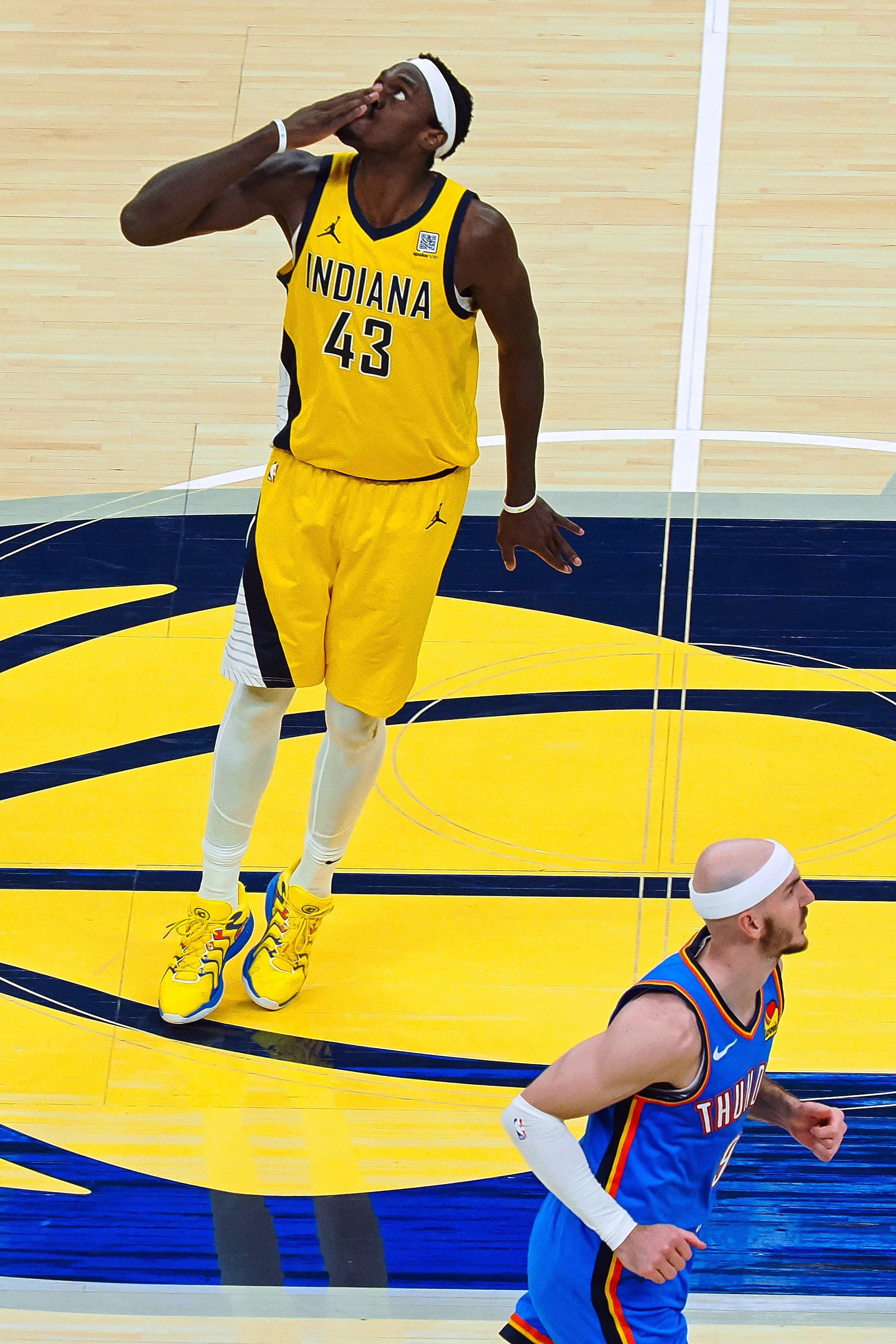 Photo by: Ron Hoskins/NBAE 