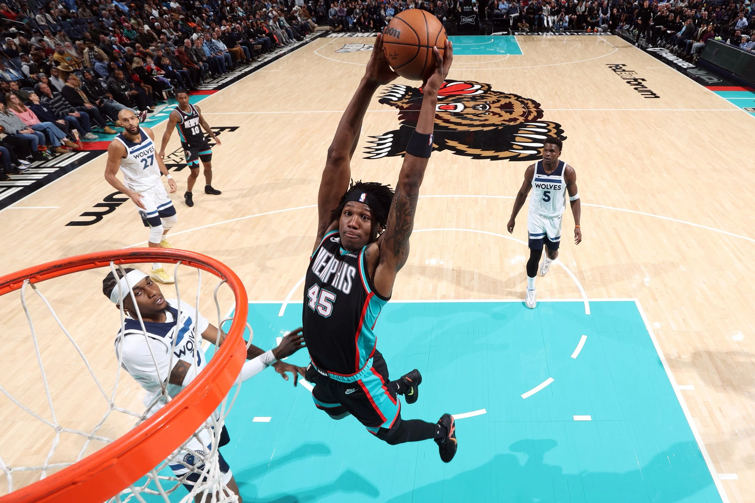 Photo by: Joe Murphy/NBAE