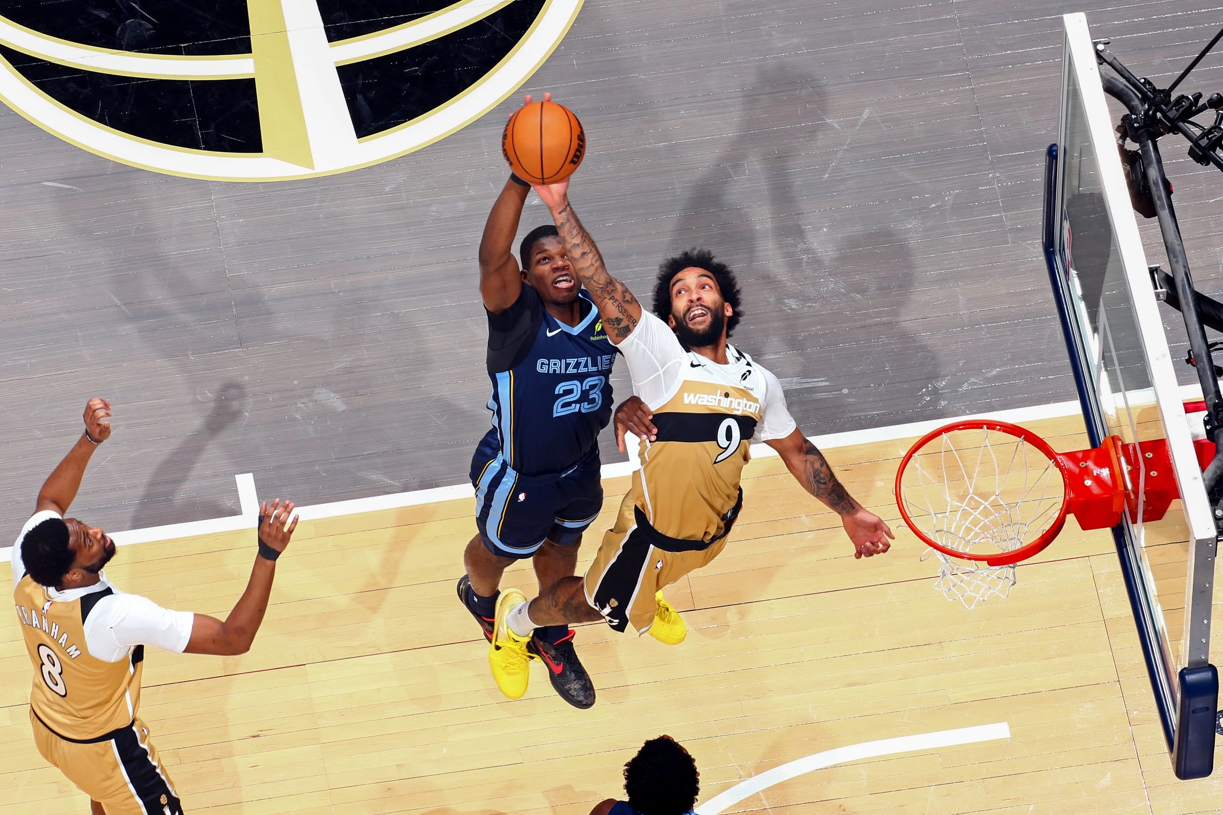 Photo by: Stephen Gosling/NBAE