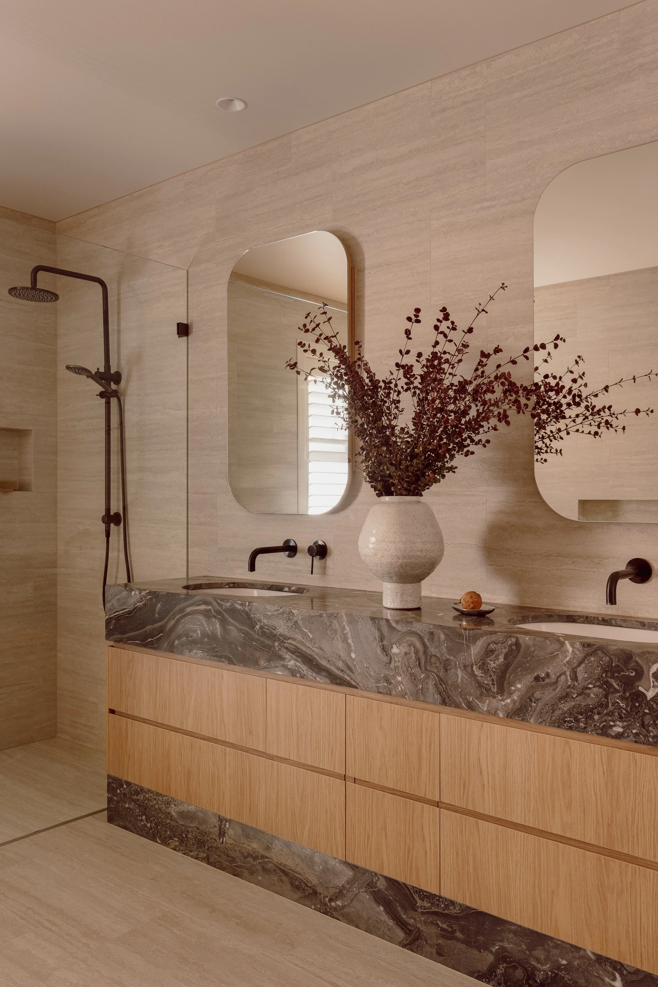 modern-bathroom-vanity-personalised-interior-design-nydesign-melbourne-australia.jpg