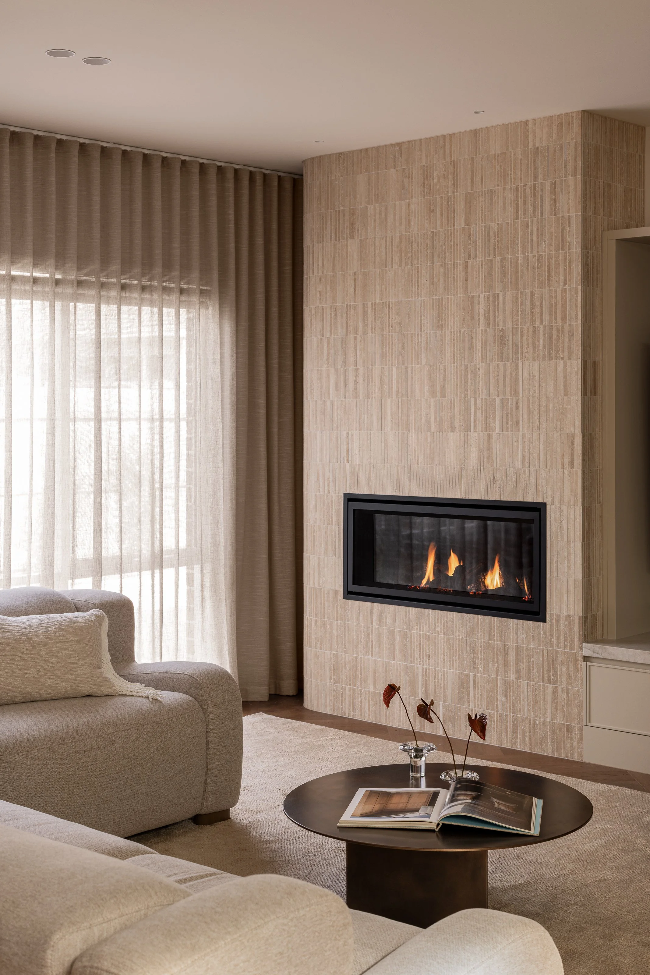 modern-living-fireplace-personalised-interior-design-nydesign-melbourne-australia.jpg