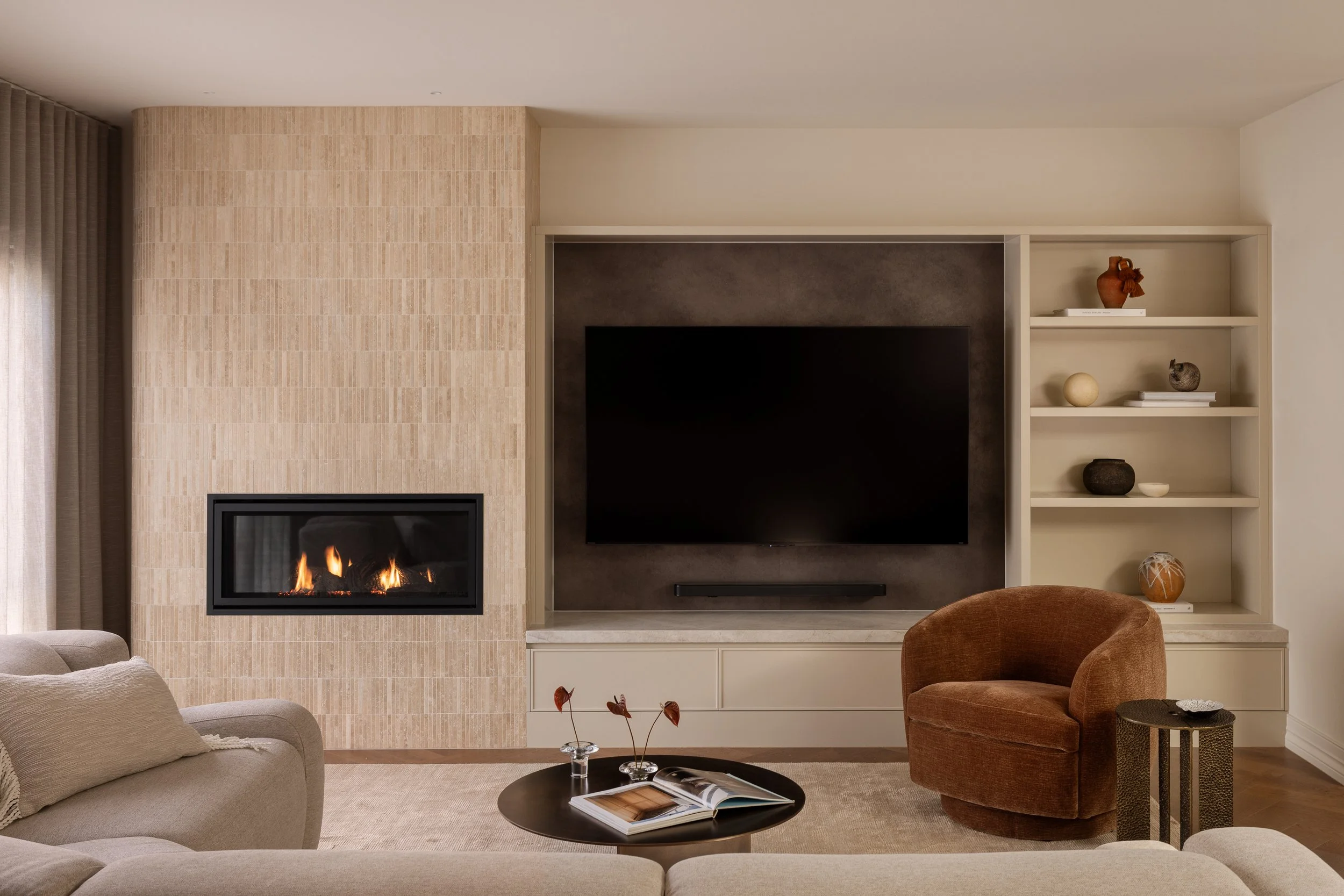 modern-living-fireplace-TV-personalised-interior-design-nydesign-melbourne-australia.jpg