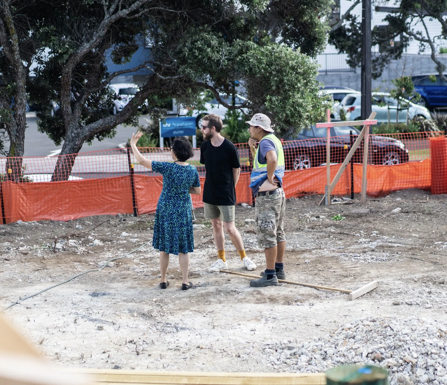Consulting about land development