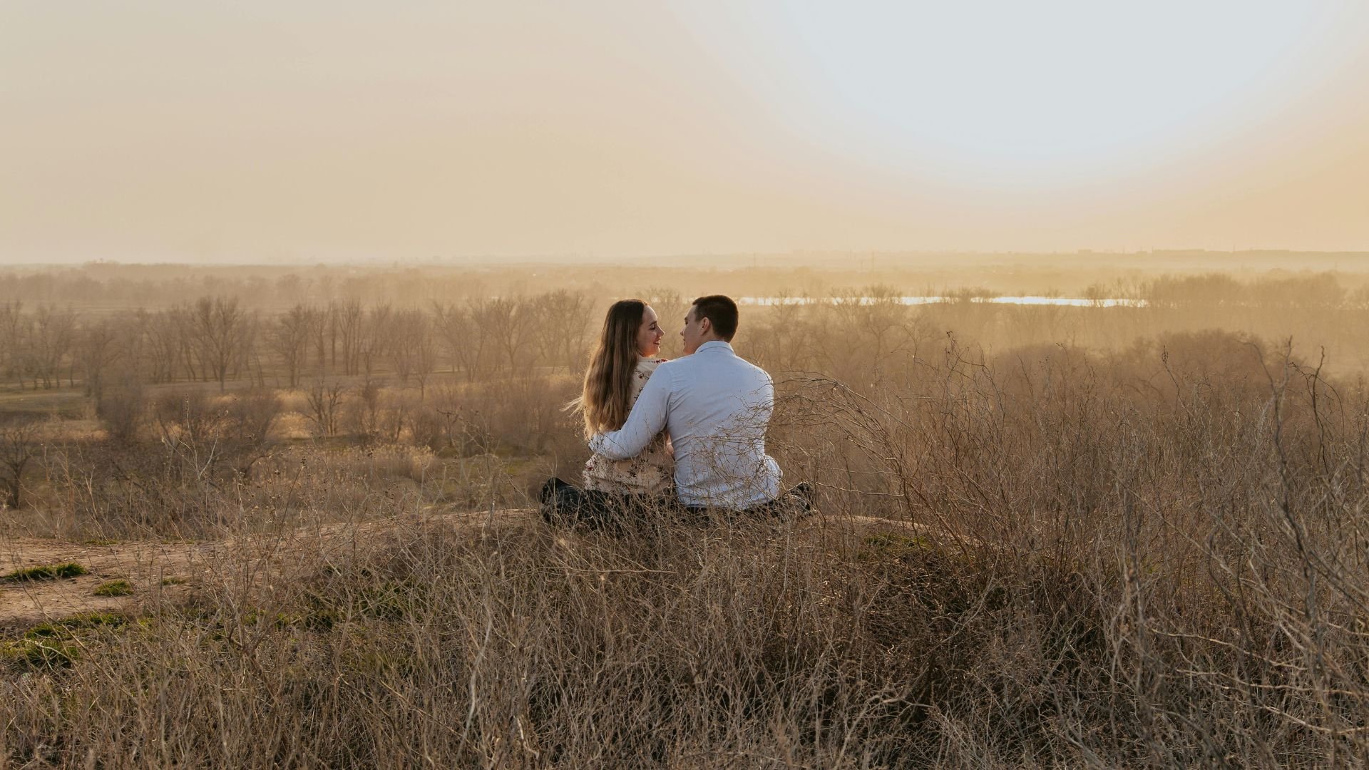 Mindful Beginnings therapy of Lake Norman area NC offers couples counseling, helping couples reconnect and communicate.