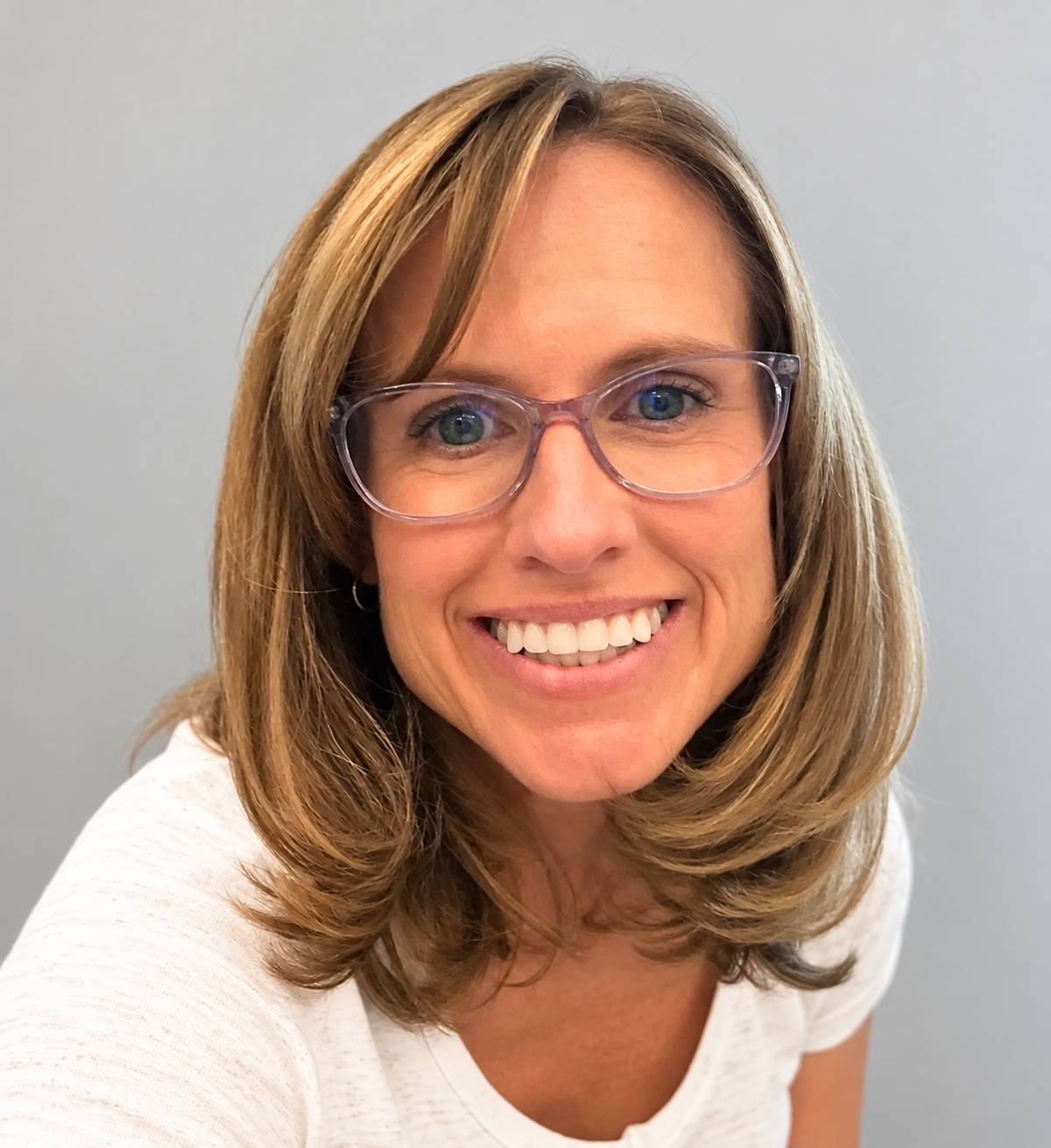 Child Therapist Andrea Miller at Mindful Beginnings in Lake Norman NC, also treating couples and perinatal counseling for new parents.