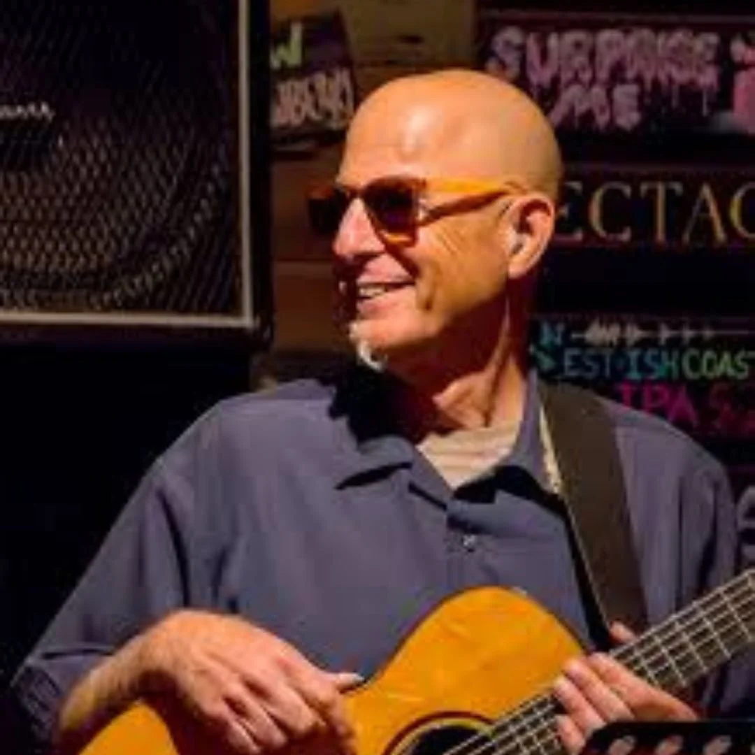 Dorian Michaels
Guitar