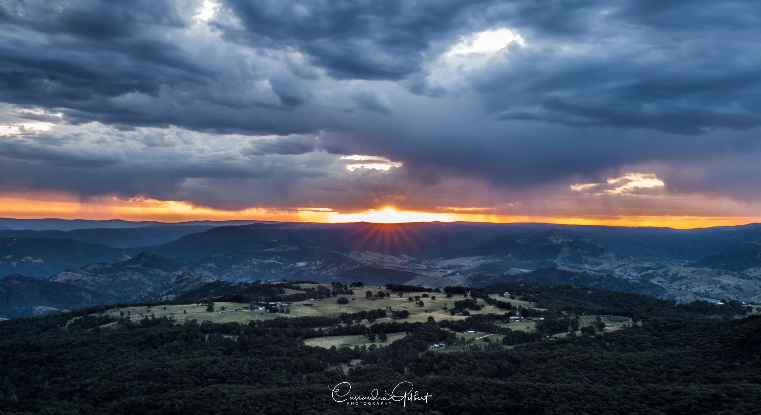Hargraves Lookout - Blue Mountains, NSW