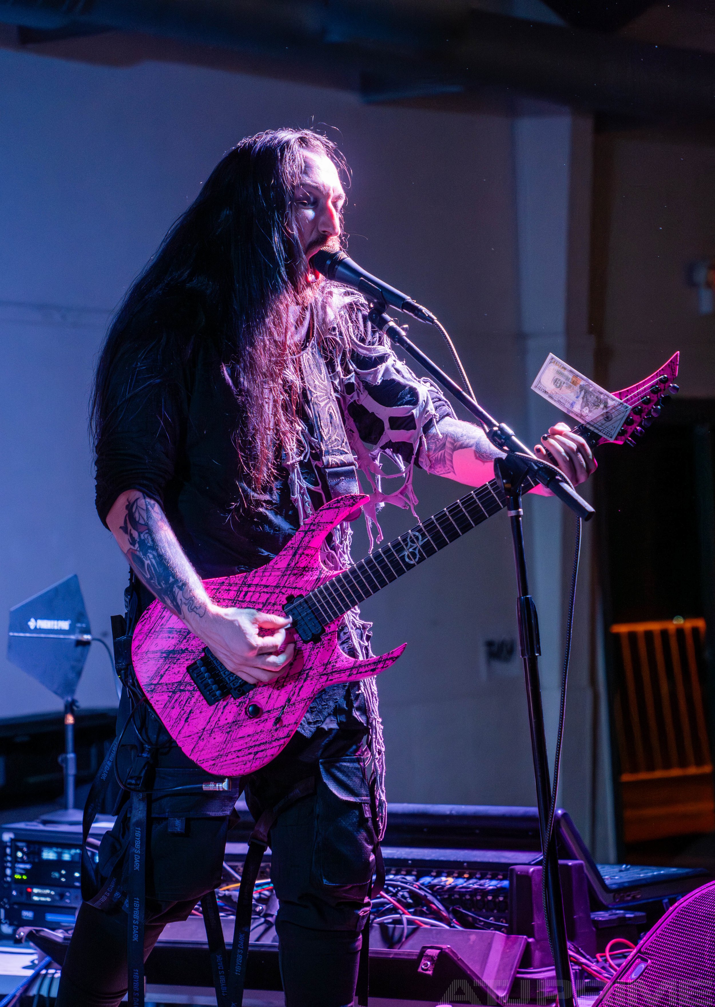 260601_ATJprime_ConspiracyTour_LivingDeadGirl_198-2-pWM.jpg