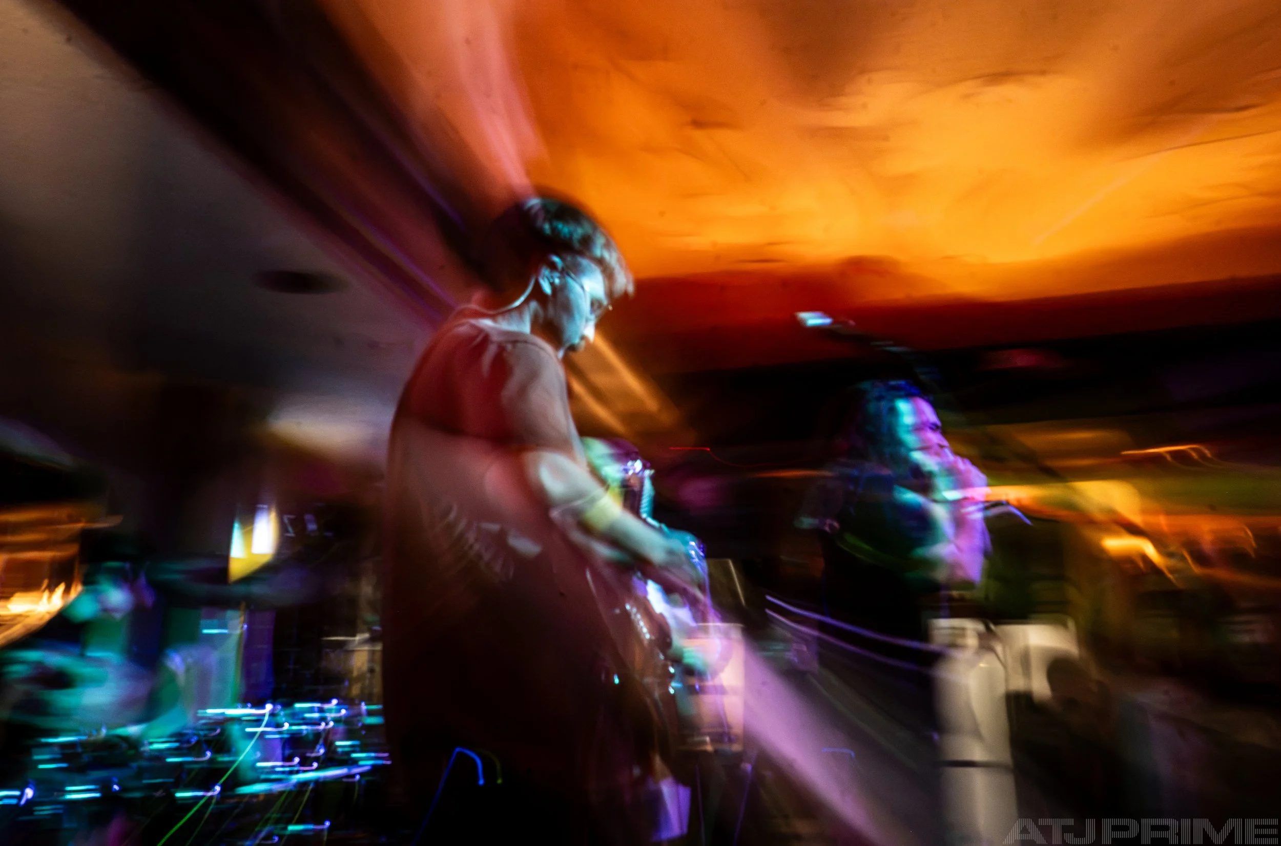 261004_ATJprime_TowerTheatre_HateItHere_301-pWM.jpg
