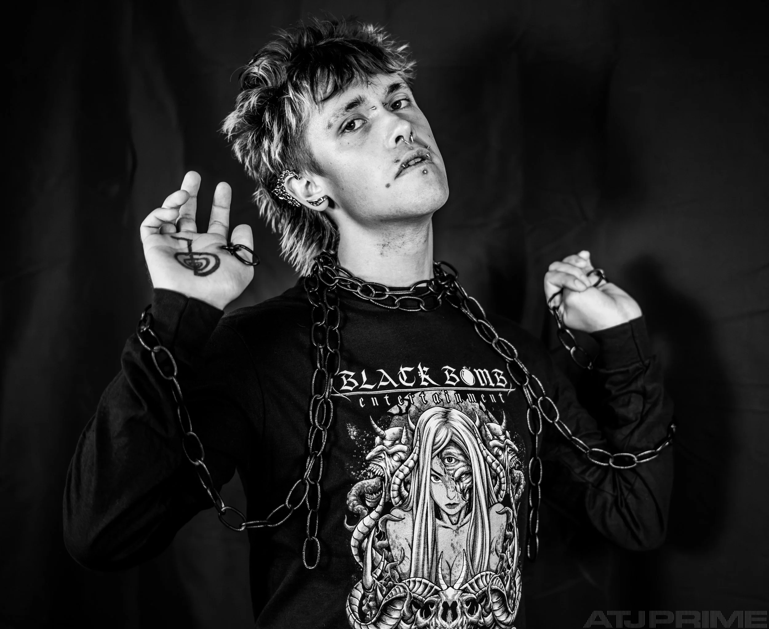 260731_ATJprime_BlackBombMerch_0678-pWM.jpg