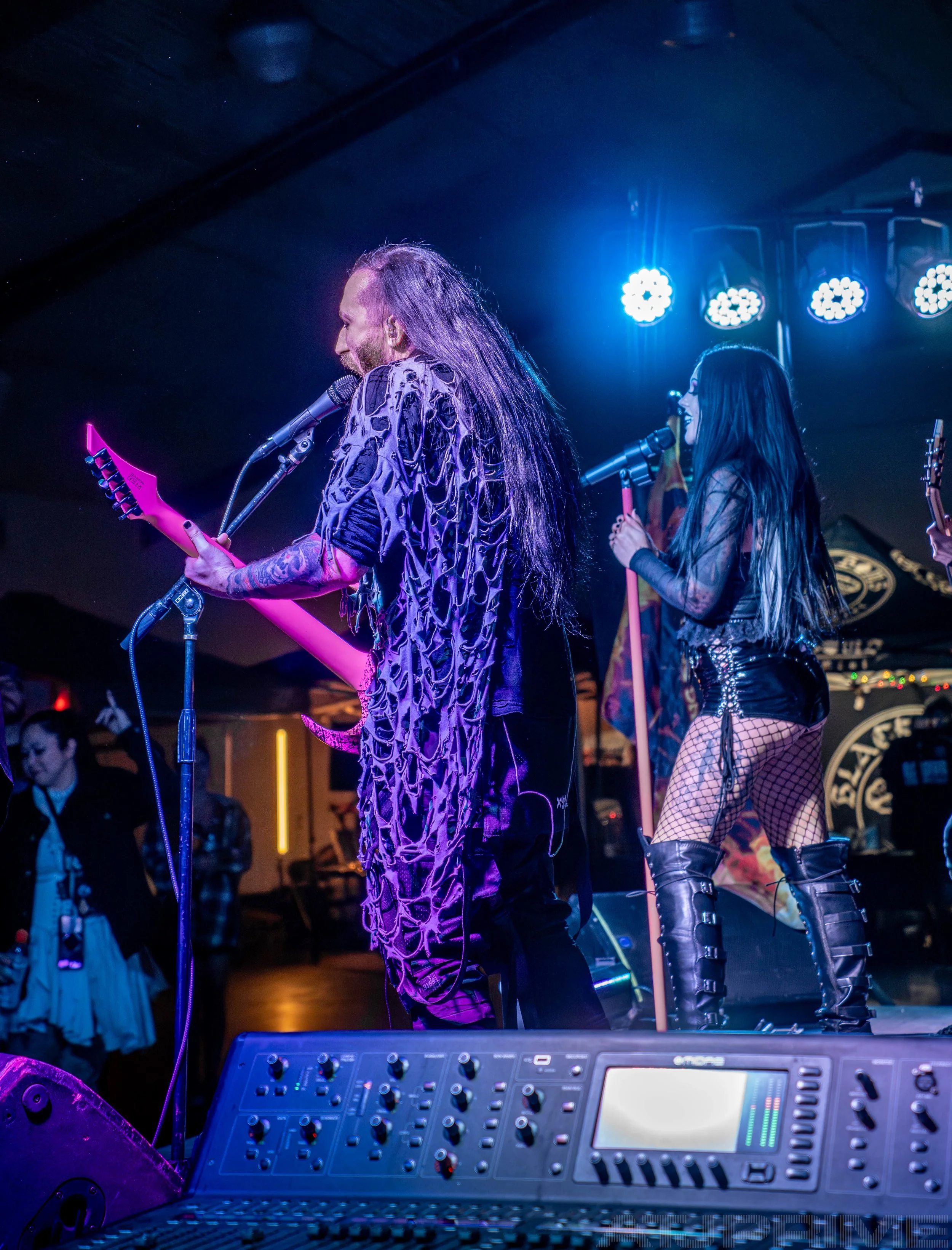 260601_ATJprime_ConspiracyTour_LivingDeadGirl_427-2-pWM.jpg