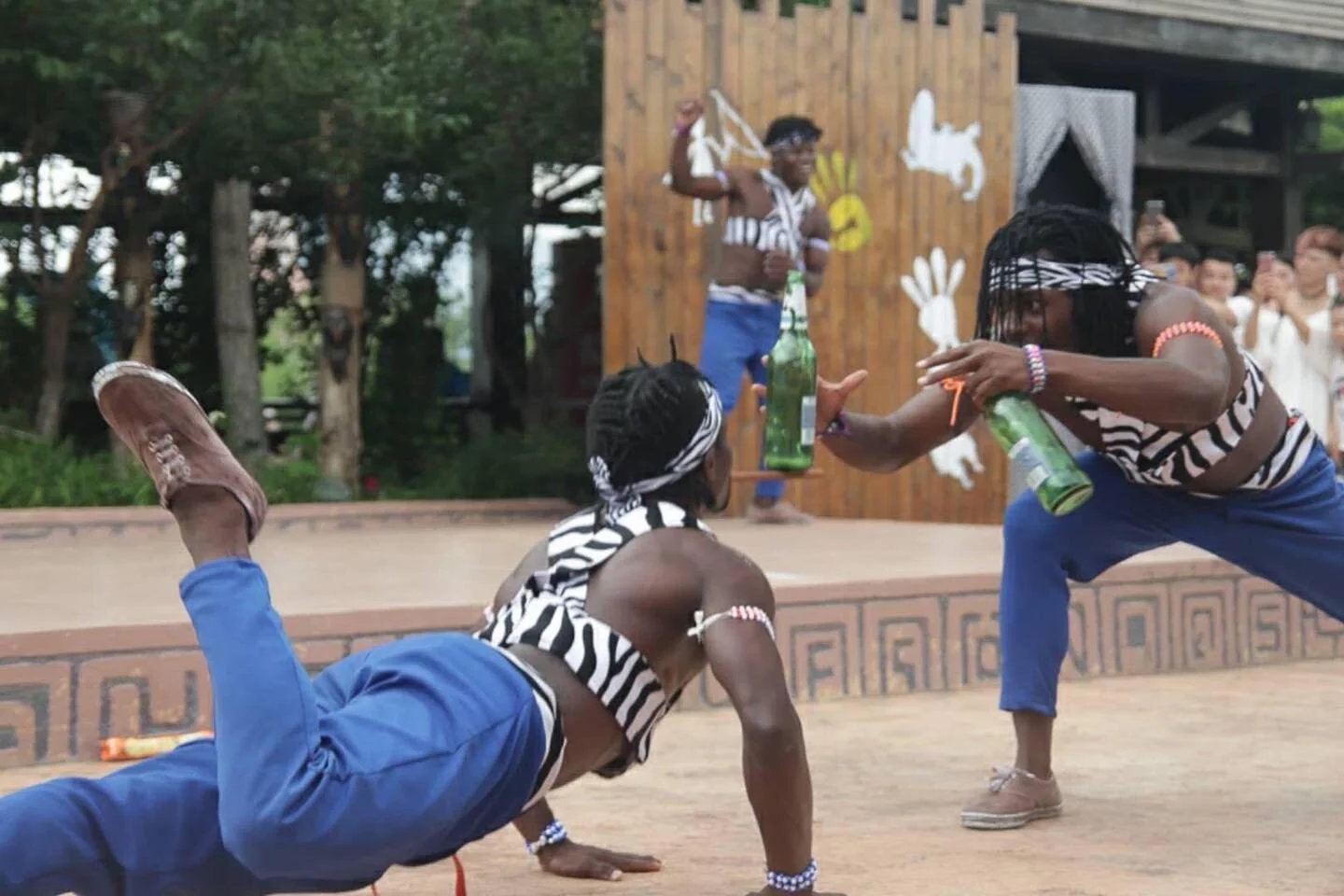 A place for artists no matter the style of art . You&rsquo;re welcome 😉 ❤️