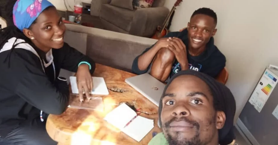 Team meeting brainstorming and turning ideas into reality.. 

Mission 
1. Finding a home / office space for REA.
2. Constructing a skate ground for training and rollerdisco 
3. Planning for community outreach programs.. 
4 constructing our workshop/ 