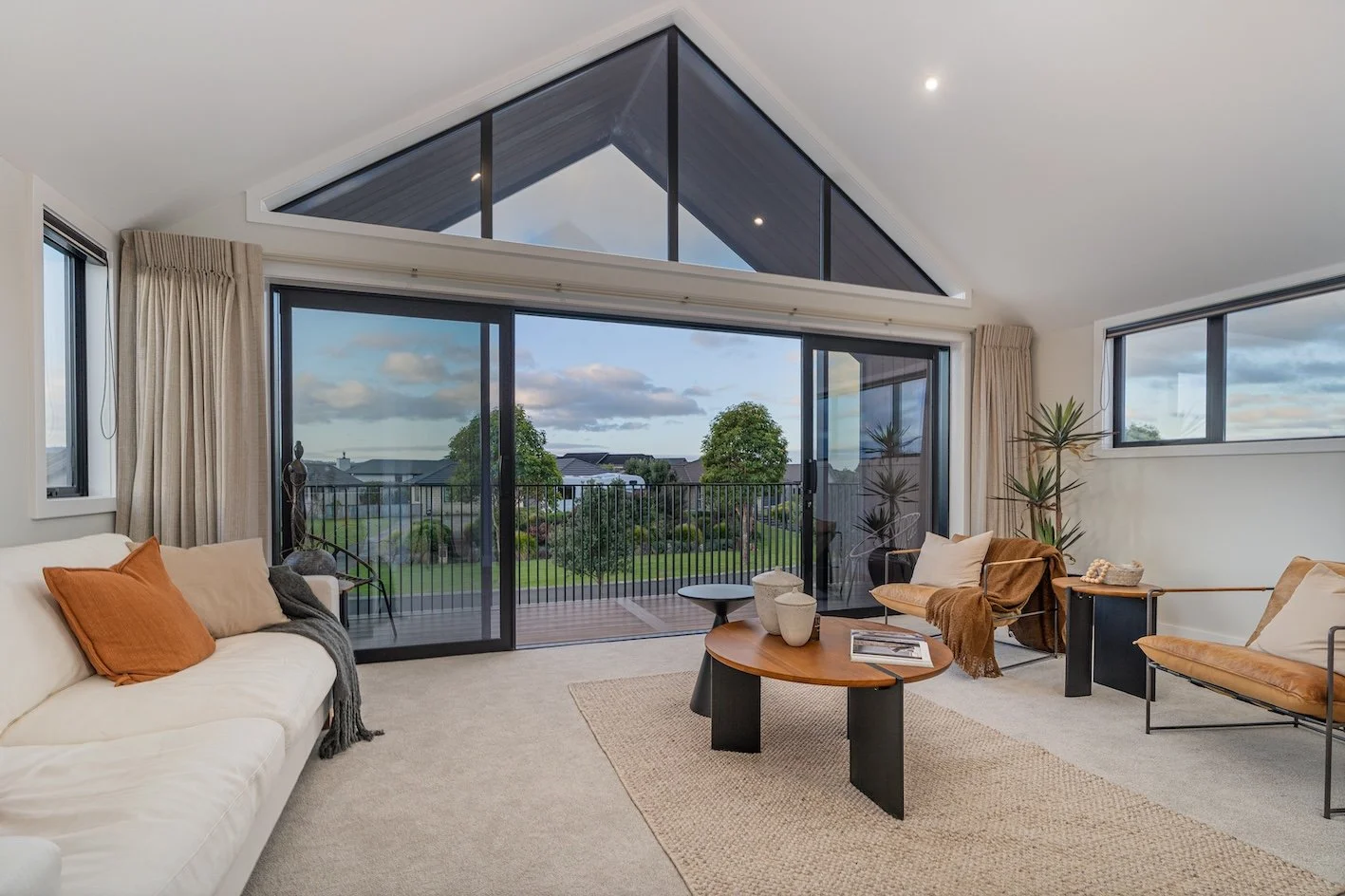 LMC2304_Liu_Showhome_245 RS.jpg