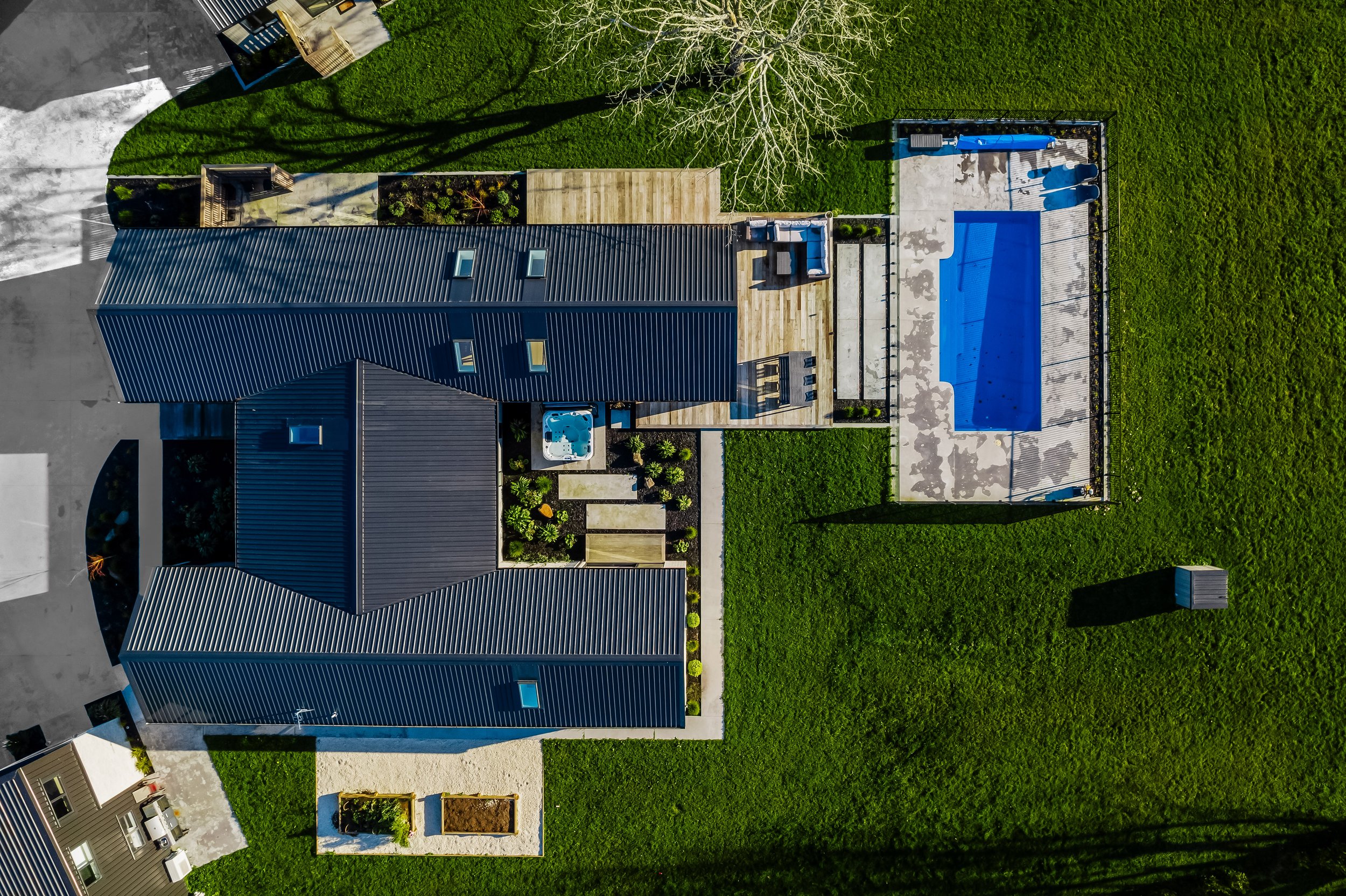 SHW2110_Alley_Prof-Photos_50_inHouse_DJI_0807.jpg