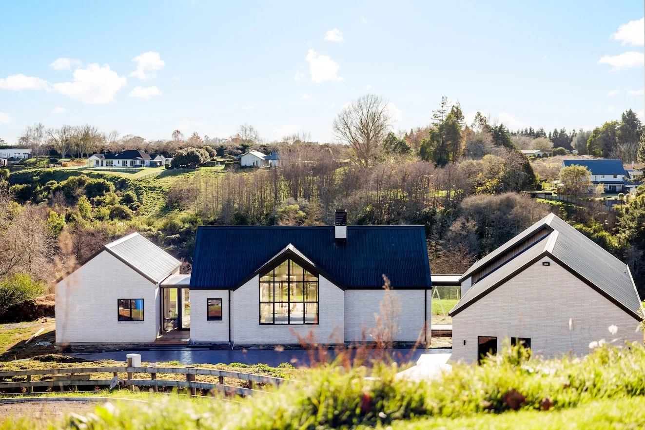 SHW2225_Hyde_19_inHouse_AR5_7230-Edit RS.jpg