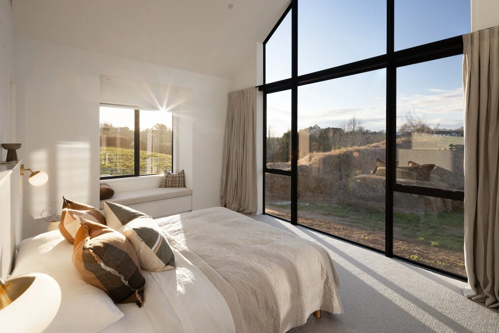 SHW2225_Hyde_inHouse_AR5_9042 RS.jpg