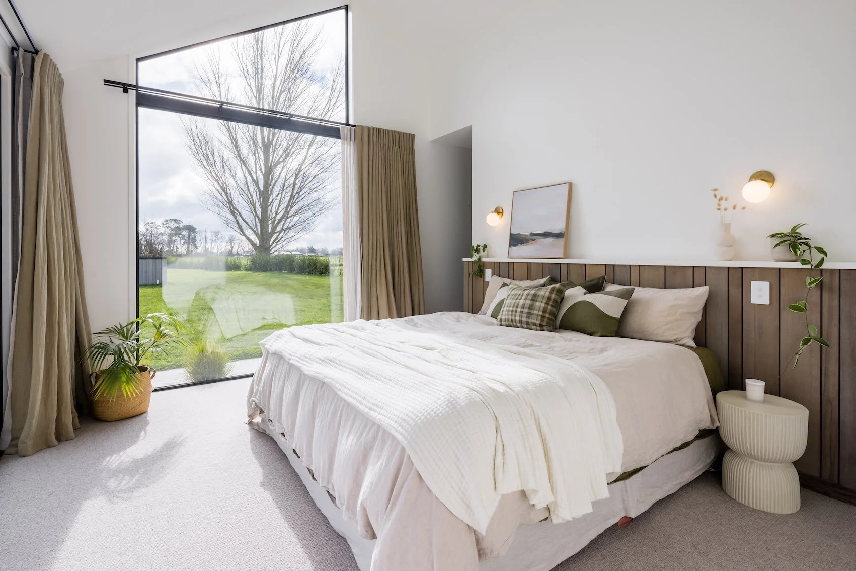 SHW2110_Alley_Prof-Photos_9_inHouse_AR5_1759 RS.jpg