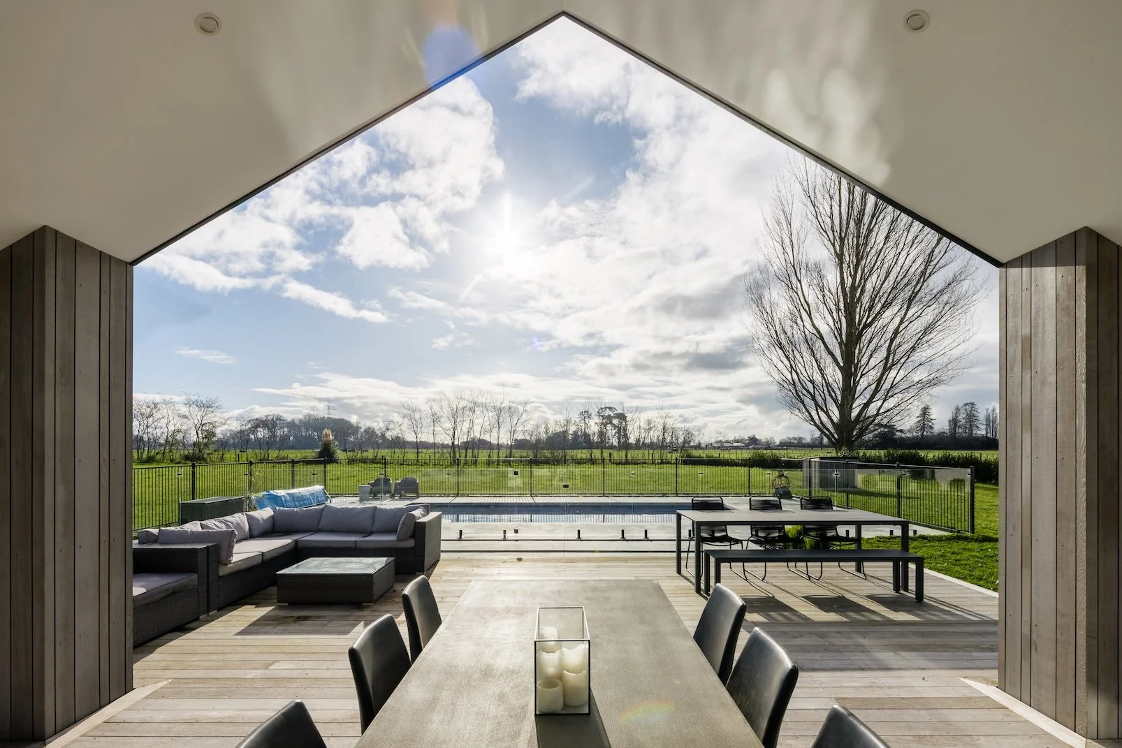 SHW2110_Alley_Prof-Photos_26_inHouse_AR5_1912 RS.jpg