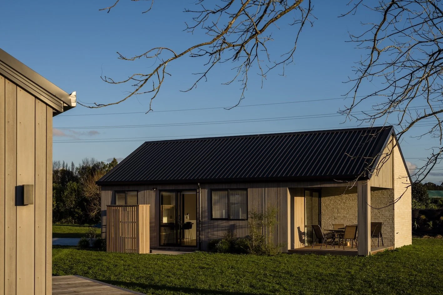 SHW2110_Alley_Prof-Photos_104_inHouse_AR5_2303 RS.jpg