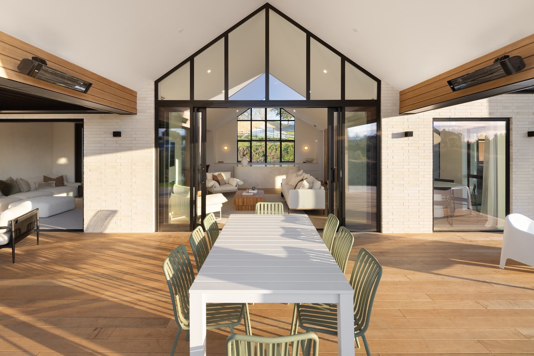 SHW2225_Hyde_inHouse_AR5_9027 RS.jpg