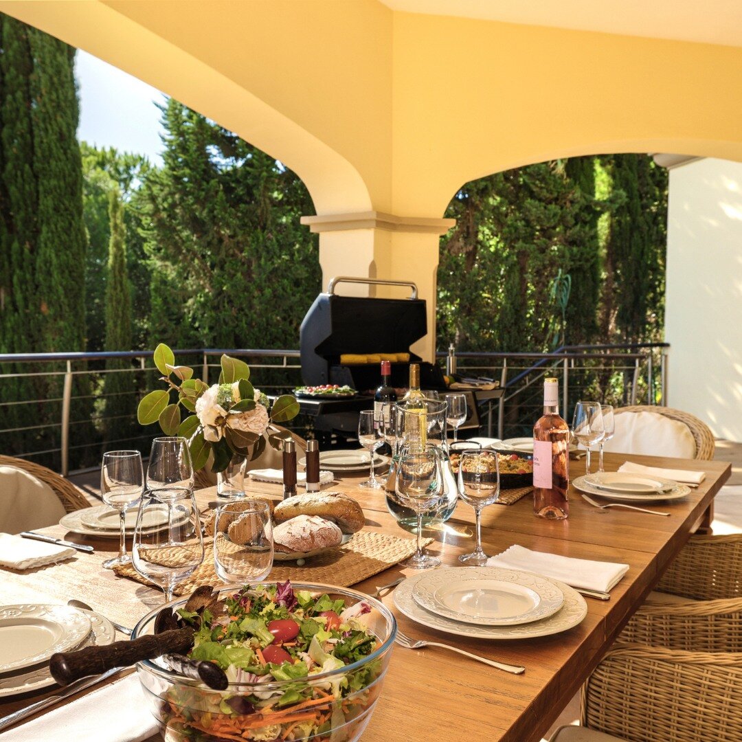 Welcome to Casa Ceylan! 🧡

At Casa Ceylan, we believe in the joy of outdoor gatherings. With numerous al fresco seating spots, our villa is designed for celebrations and quality time with loved ones. 

Book your stay at www.casaceylan.com

#casaceyl
