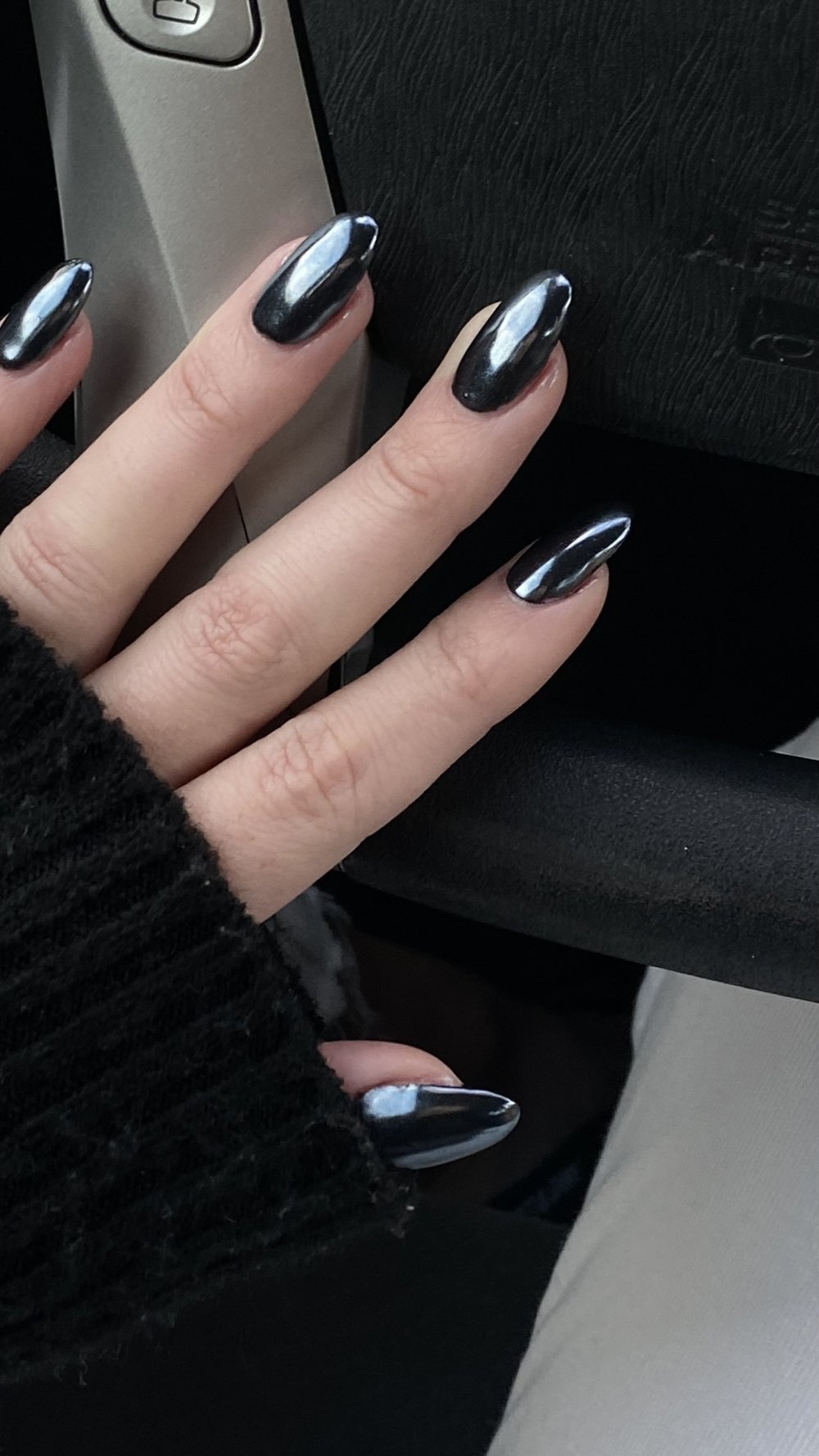 30+ Chrome for Nails Inspo — Topknots and Pearls