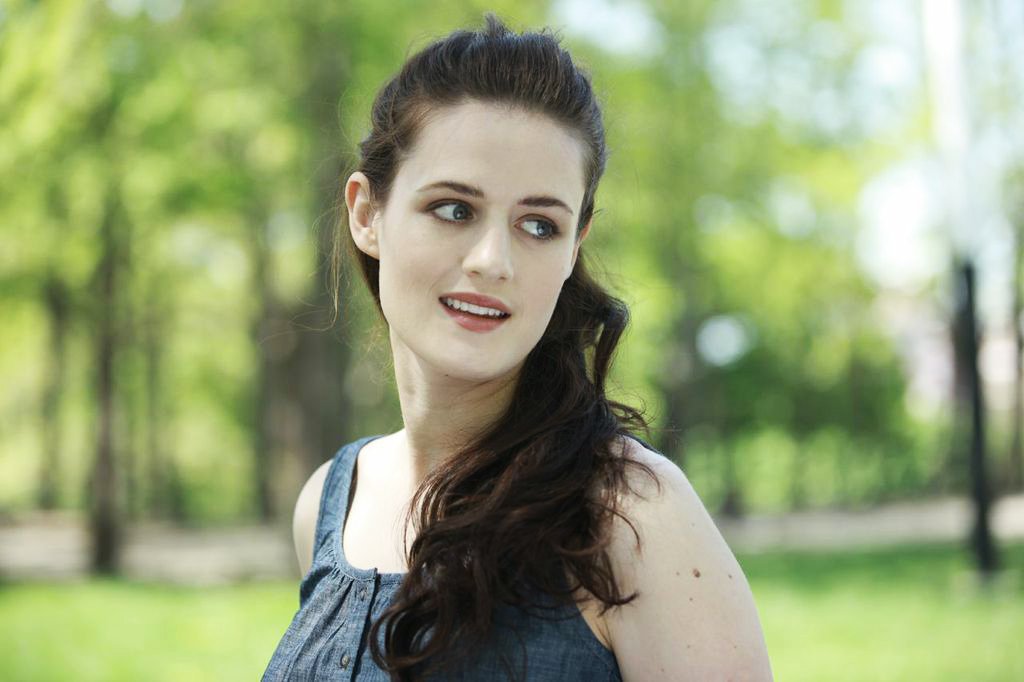 Rachel+outside.jpg