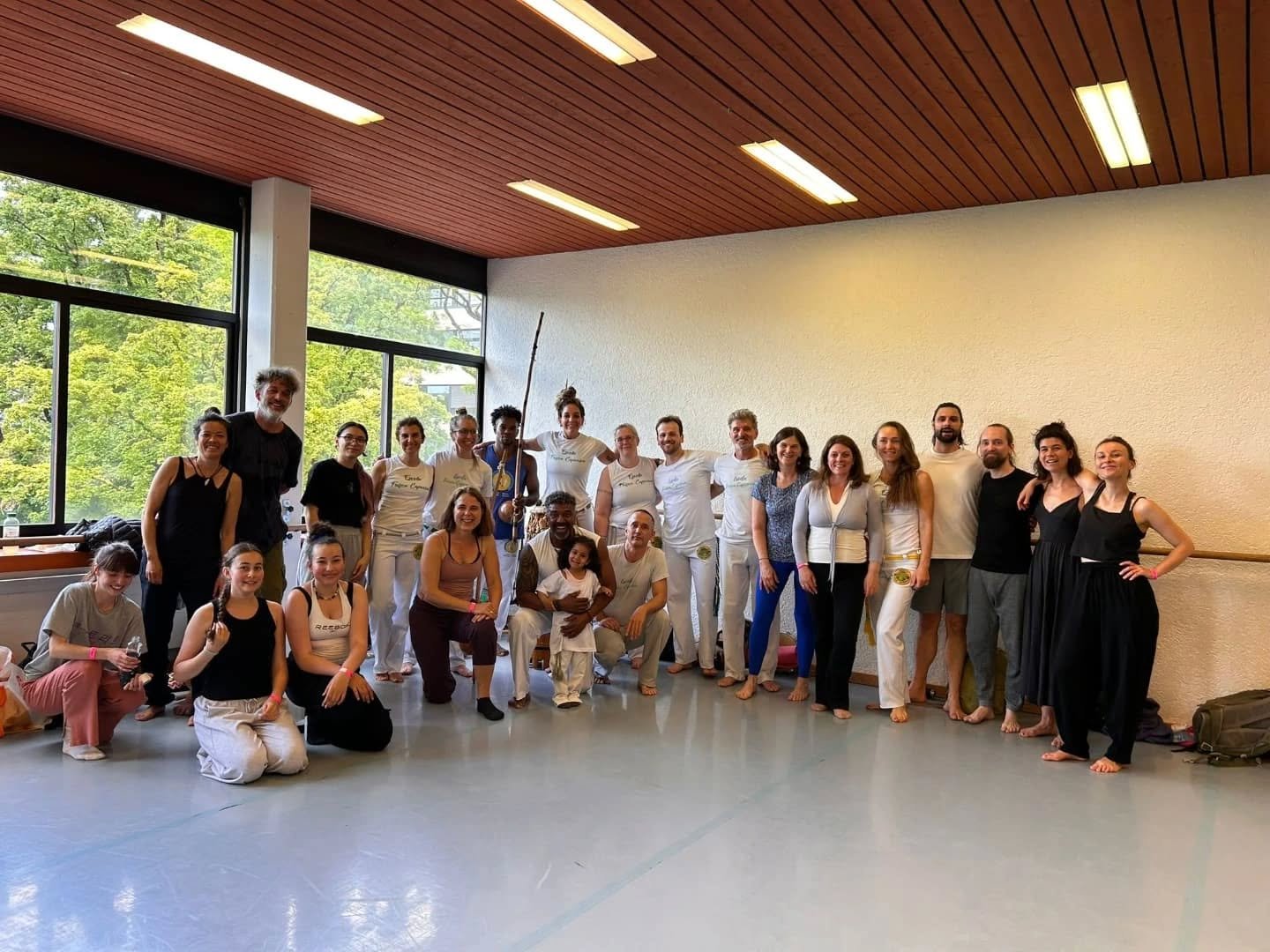 🇧🇷Agrade&ccedil;emos todos que tiraram tempo no s&agrave;bado para descubrir a magia da capoeira com a gente no ZURICH TANZT. Foi bom ver muitas pessoas t&atilde;o motivadas. Esperamos ver v&ocirc;ces de novo em breve!

🇨🇭Mir danked allne, wo sic