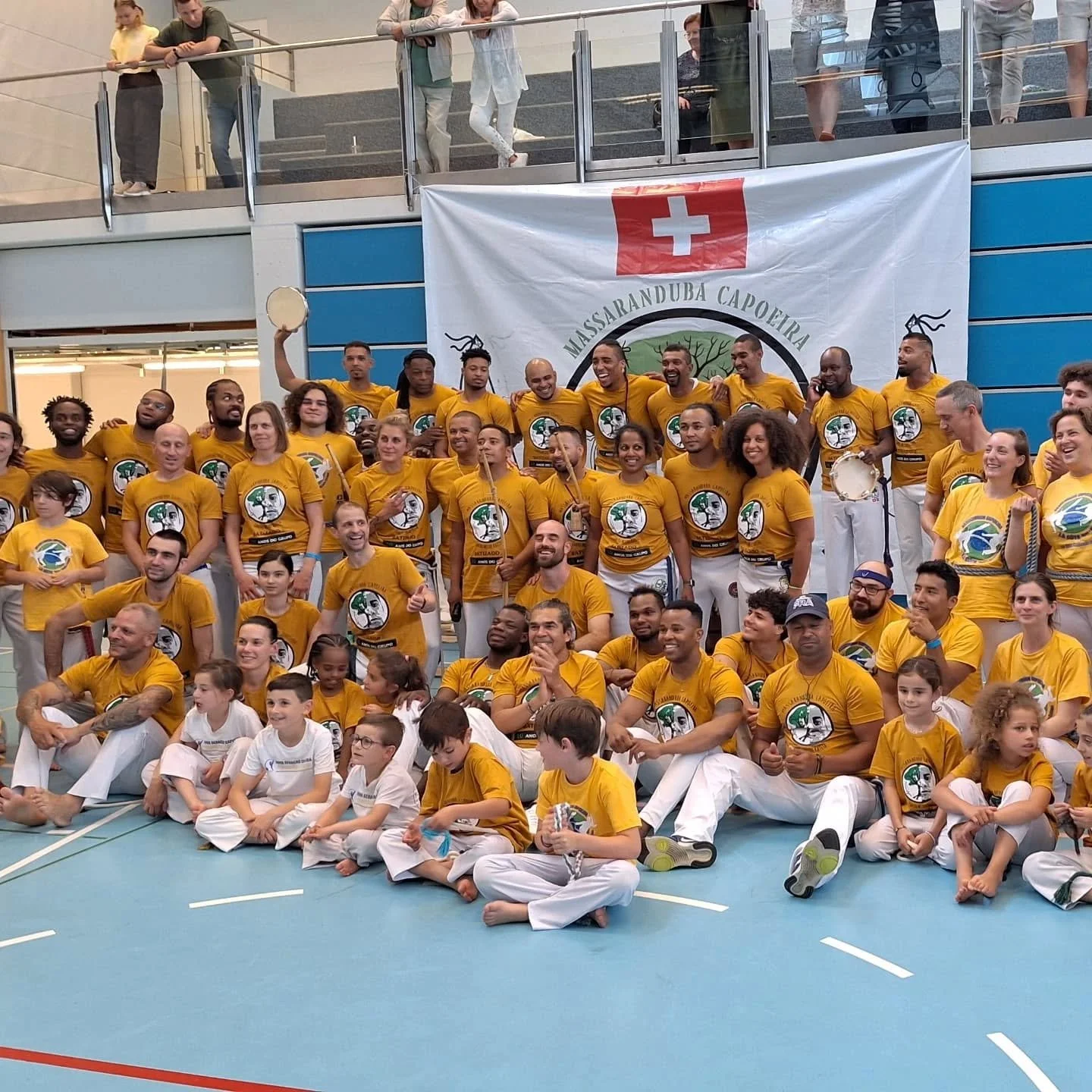 🇧🇷 Estamos muito felizes por podermos dividir esse momento t&atilde;o bonito e importante para  Massaranduba Capoeira. Feliz anivers&aacute;rio de 10 anos! 🎂
Parab&eacute;ns por suas novas cordas Mestre Katita @capoeira_nyon_cm_katita e Graduada C