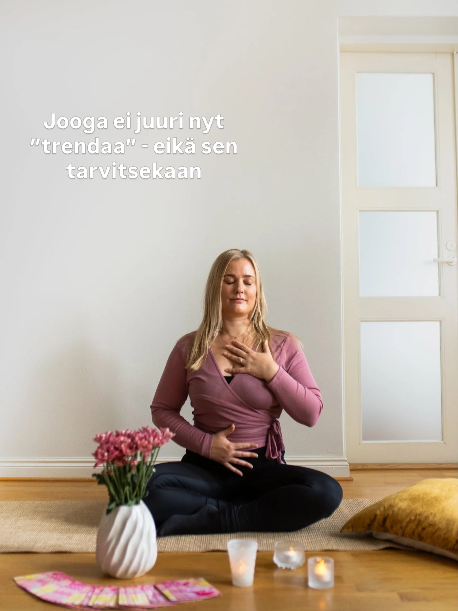 Juuri nyt &rdquo;trendikk&auml;it&auml;&rdquo; lajeja ovat pilates, barre ja yogilates. Sen sijaan perinteinen jooga on t&auml;ll&auml; hetkell&auml; v&auml;h&auml;n v&auml;hemm&auml;n &rdquo;in&rdquo;. 🤔💭

Mutta jooga ei olekaan ohimenev&auml; tuu
